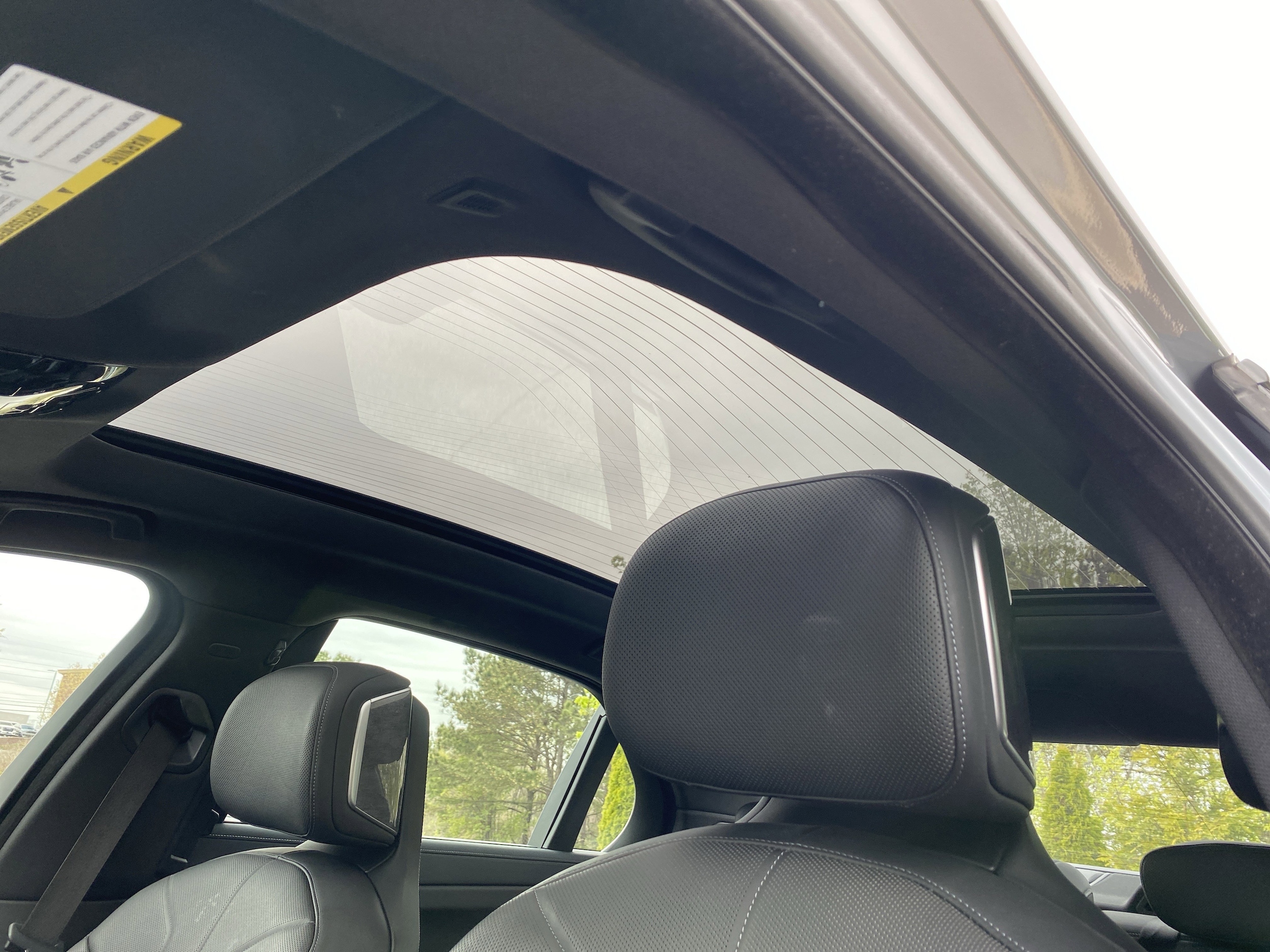 2025 BMW 7 Series 740i xDrive photo 3