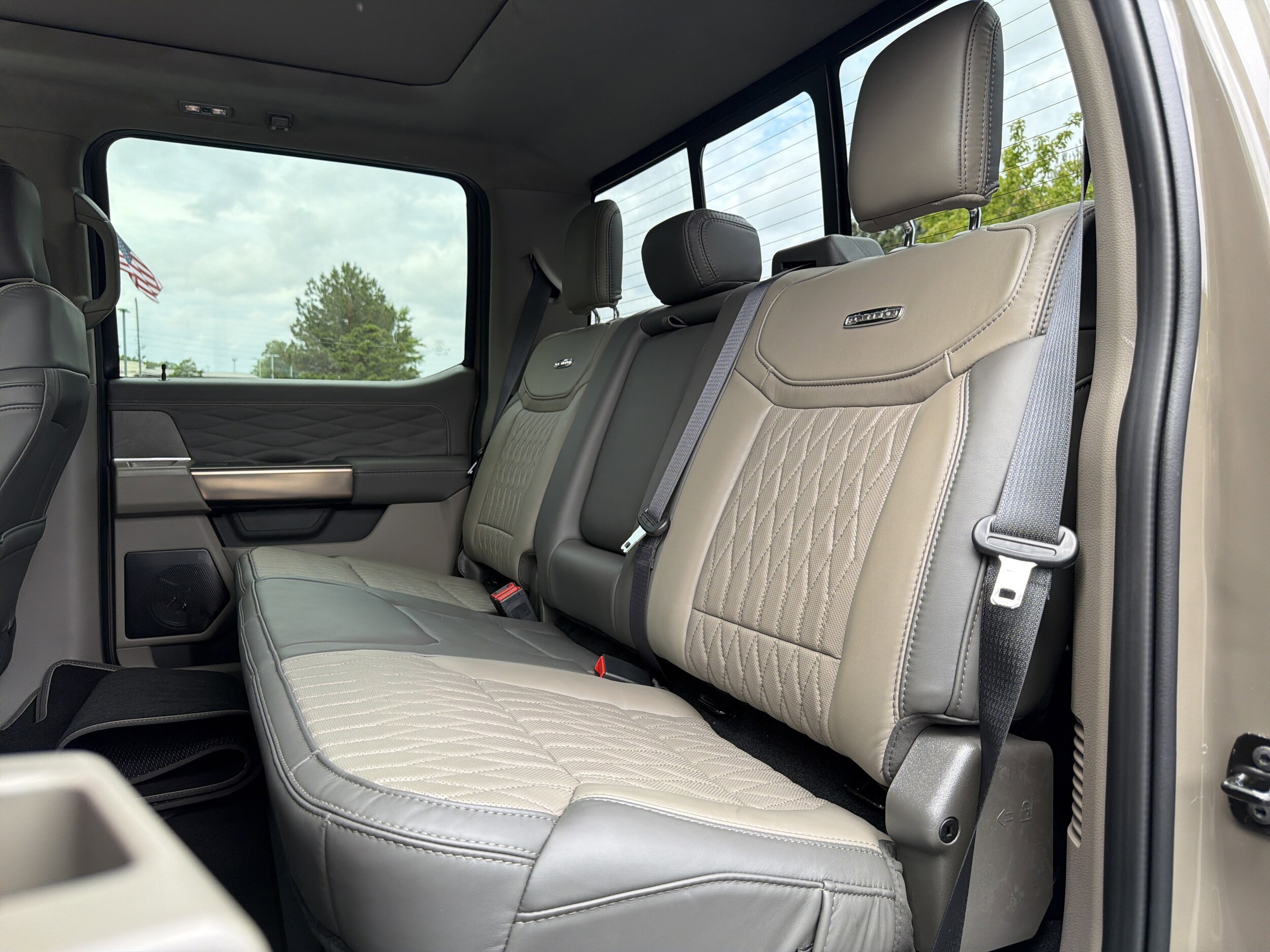 Ford Super Duty F-450 DRW Platinum