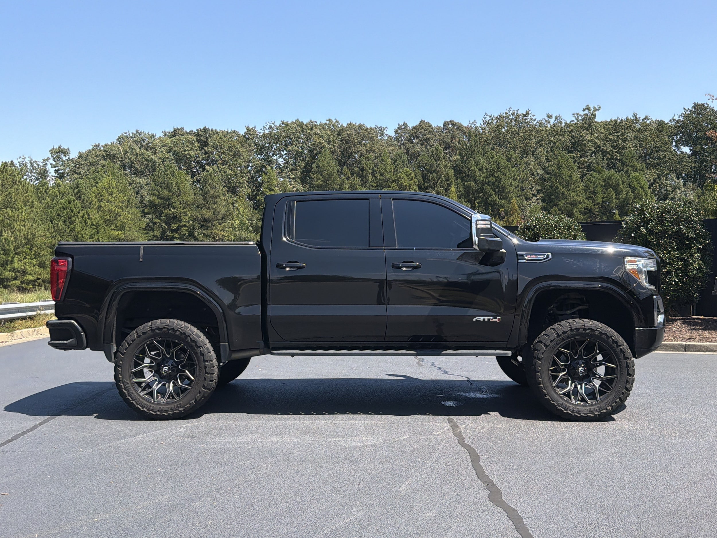 2022 GMC Sierra 1500 Limited AT4