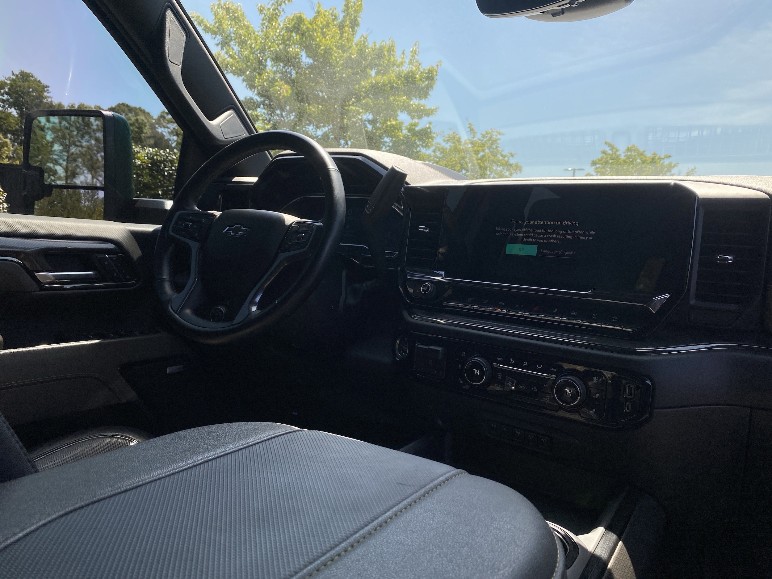 2024 Chevrolet Silverado 2500HD ZR2 photo 4