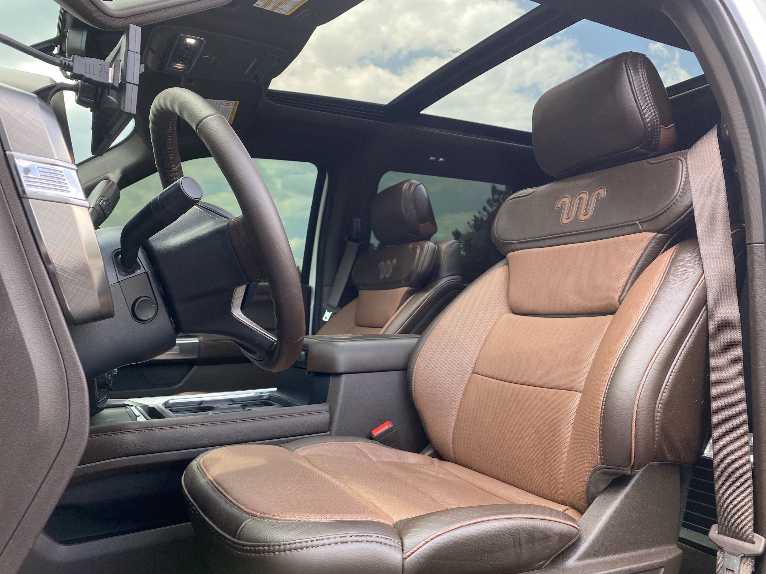 Ford Super Duty F-450 DRW King Ranch