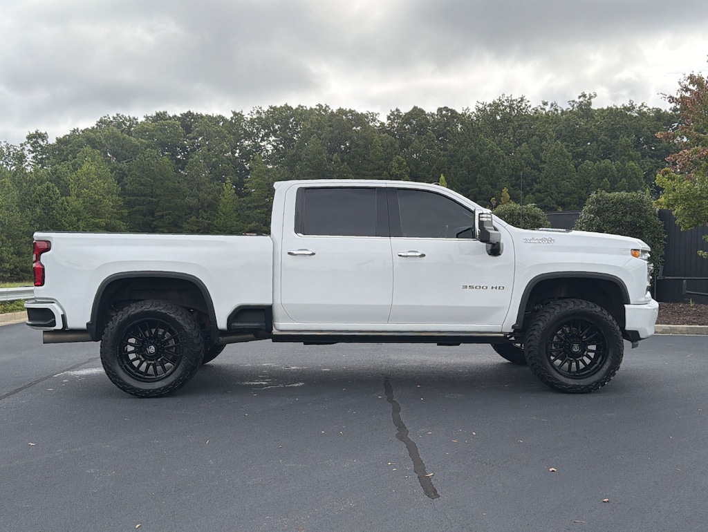 Used 2022 Chevrolet Silverado 3500HD High Country Pickup