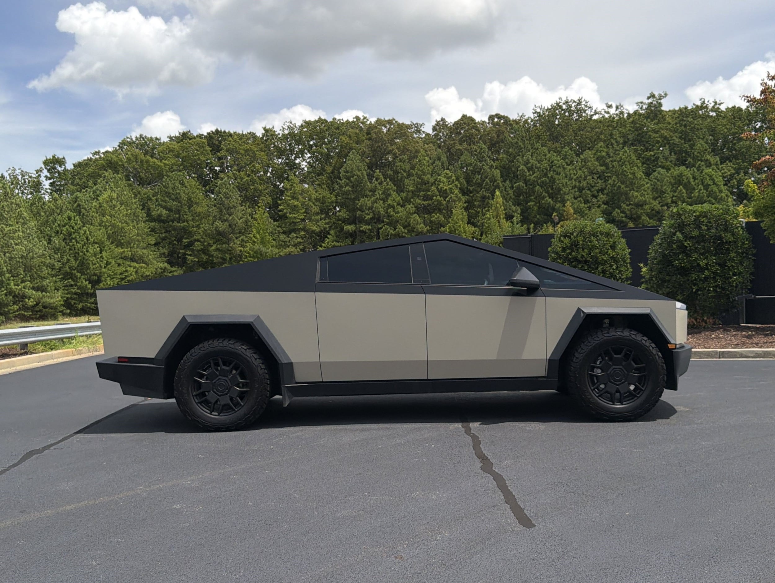 Tesla Cybertruck