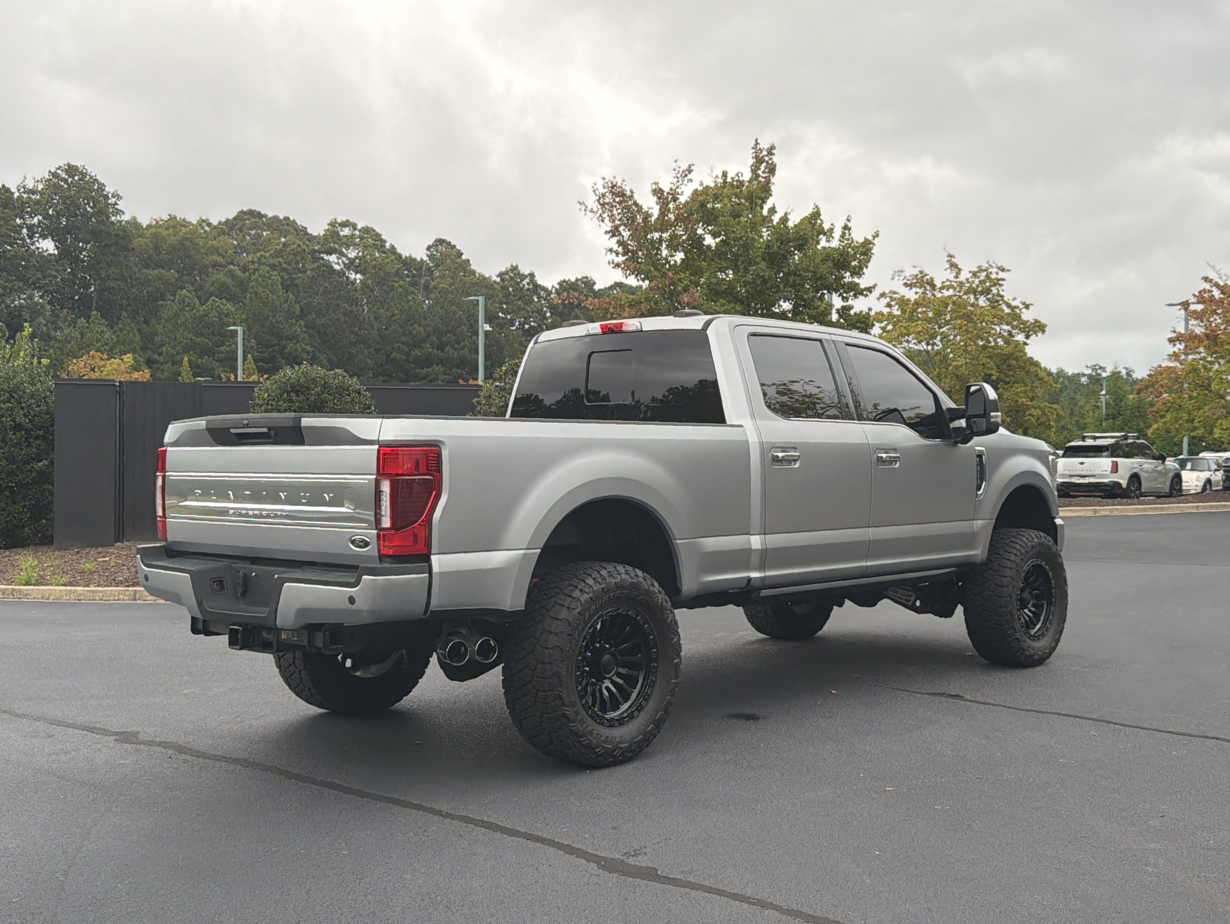 2022 Ford Super Duty F-350 SRW Platinum