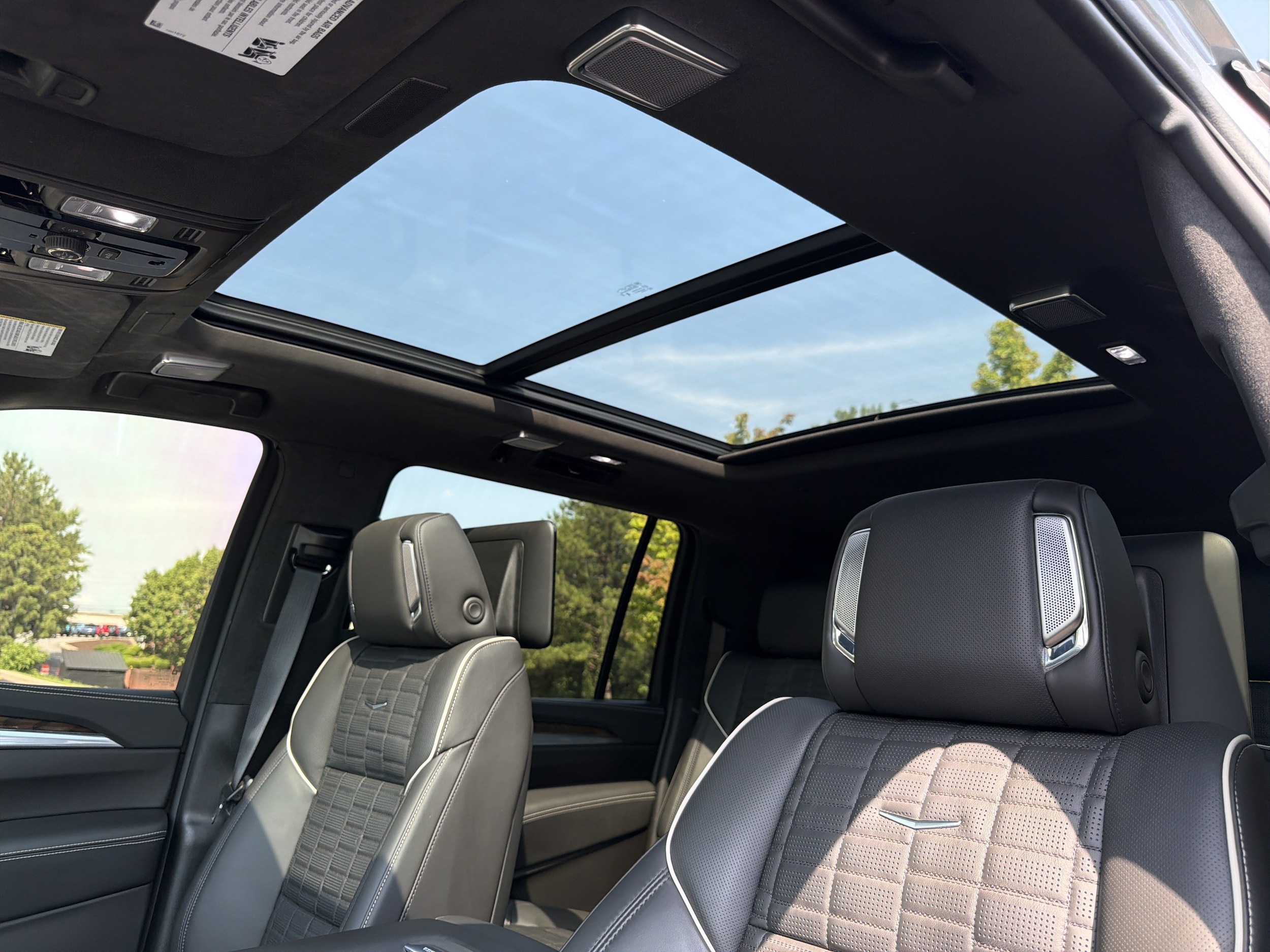 2025 CADILLAC Escalade ESV 4WD Sport Platinum