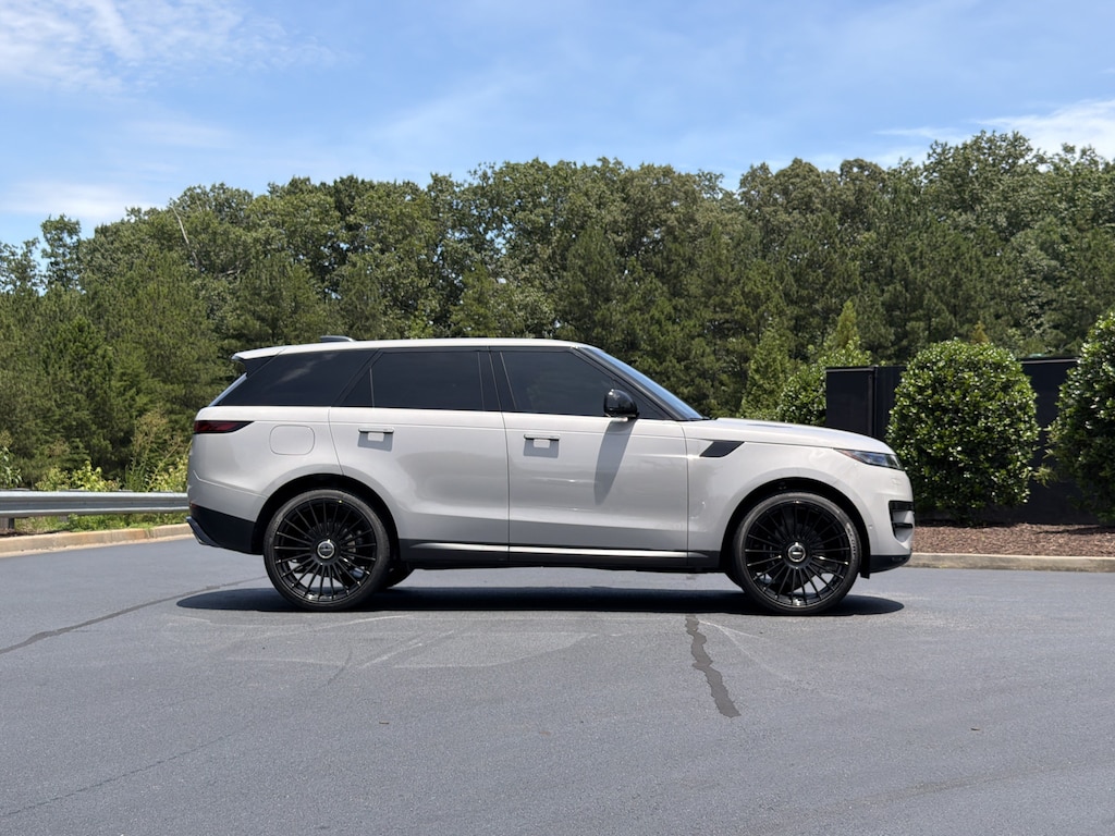 Used 2024 Land Rover Range Rover Sport SE SUV