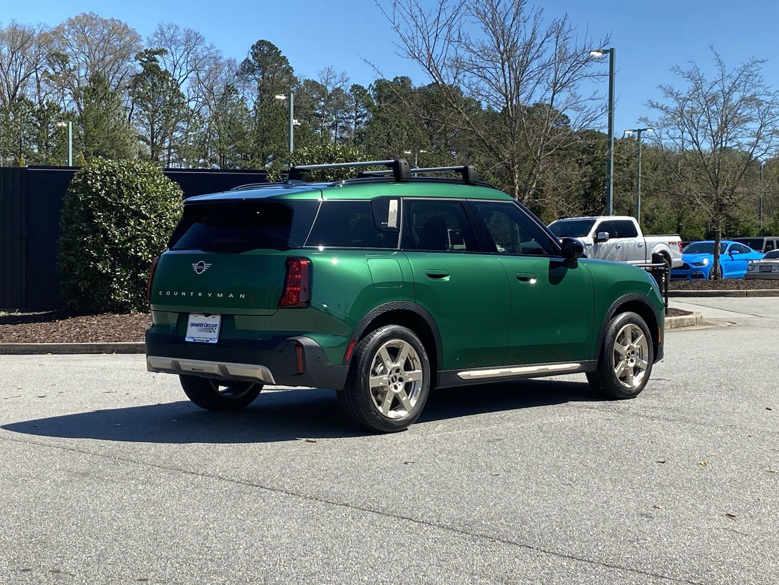 2025 MINI Countryman S photo 2