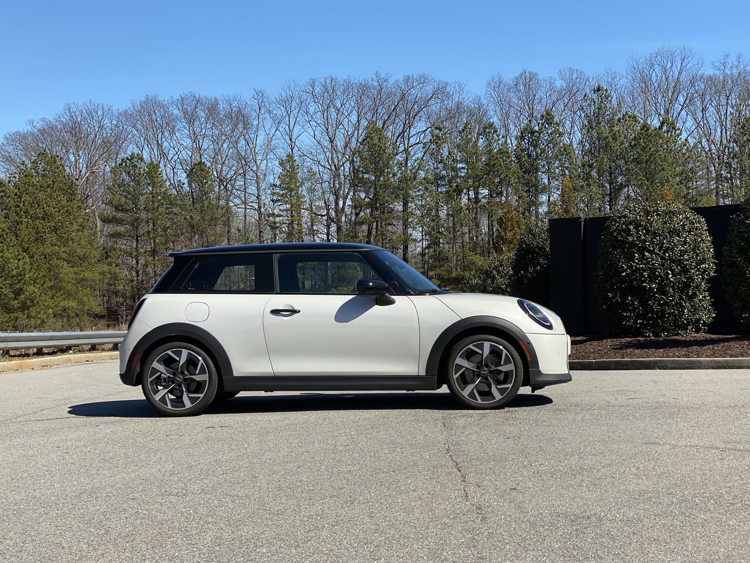 2025 MINI Hardtop 2 Door Cooper S photo 4