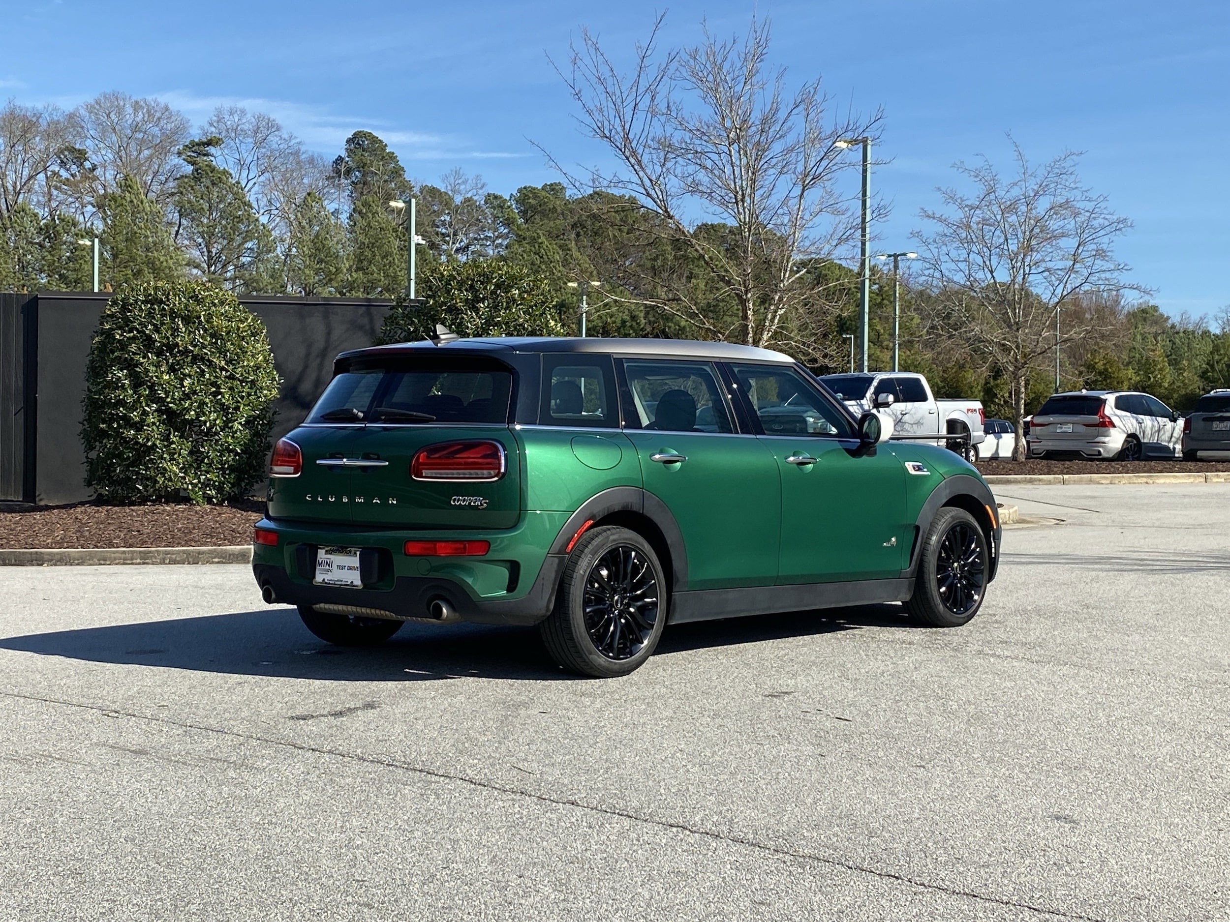 2023 MINI Clubman Cooper S photo 2