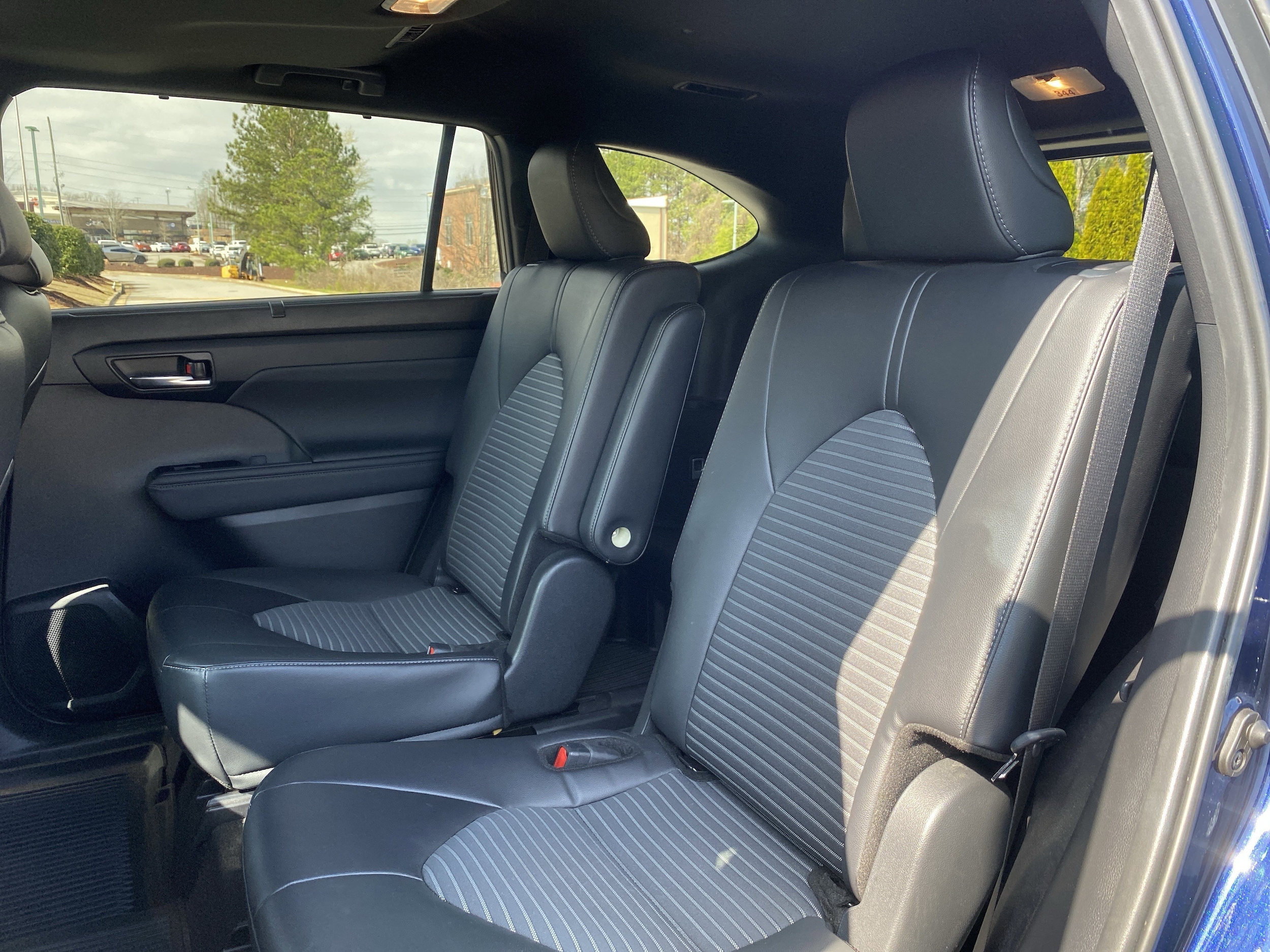 2024 Toyota Highlander XSE photo 3