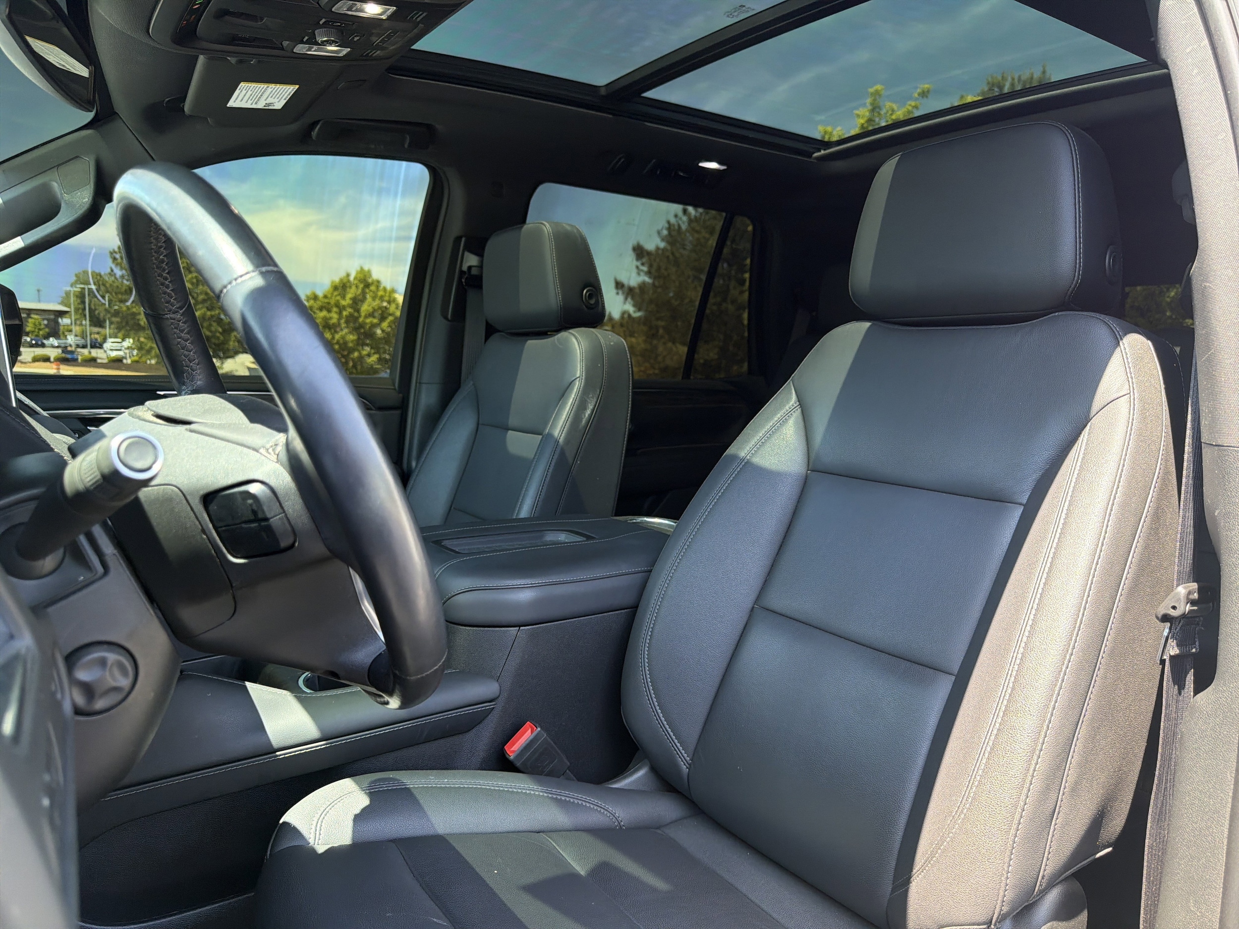 2022 Chevrolet Tahoe LT photo 5