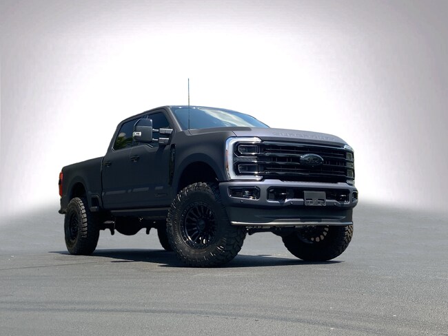 2025 Ford Super Duty F-250 SRW Platinum Pickup