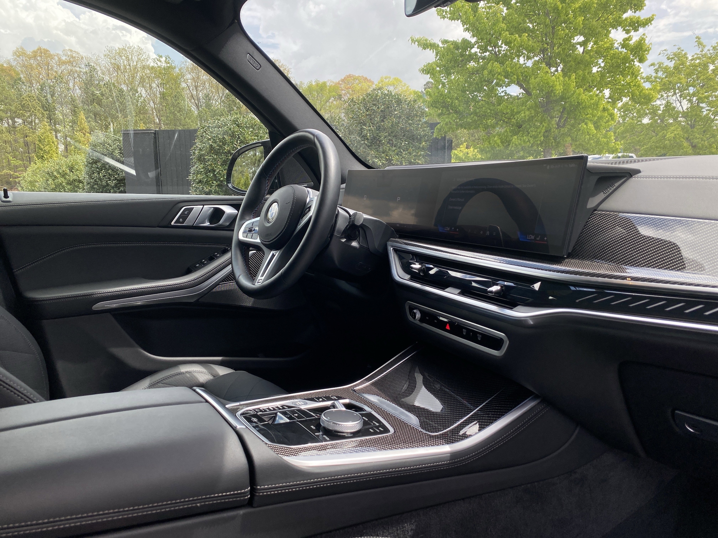 2026 BMW X5 M60i photo 4