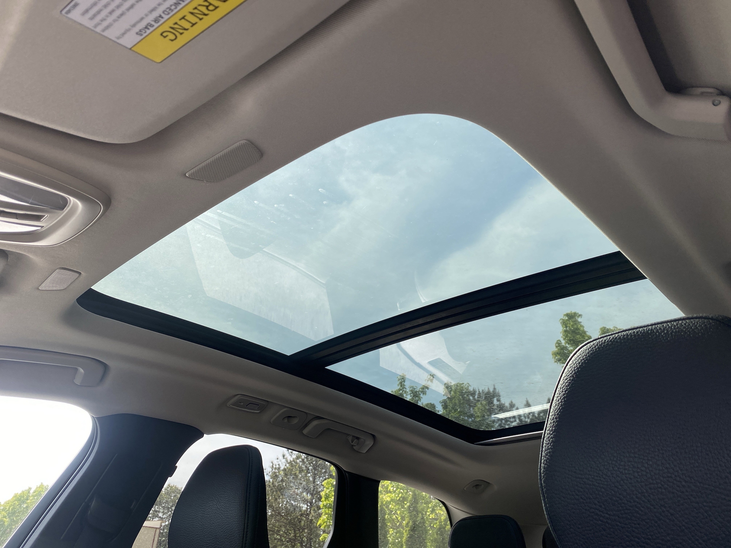 2024 Volvo XC60 Plus Dark Theme photo 6