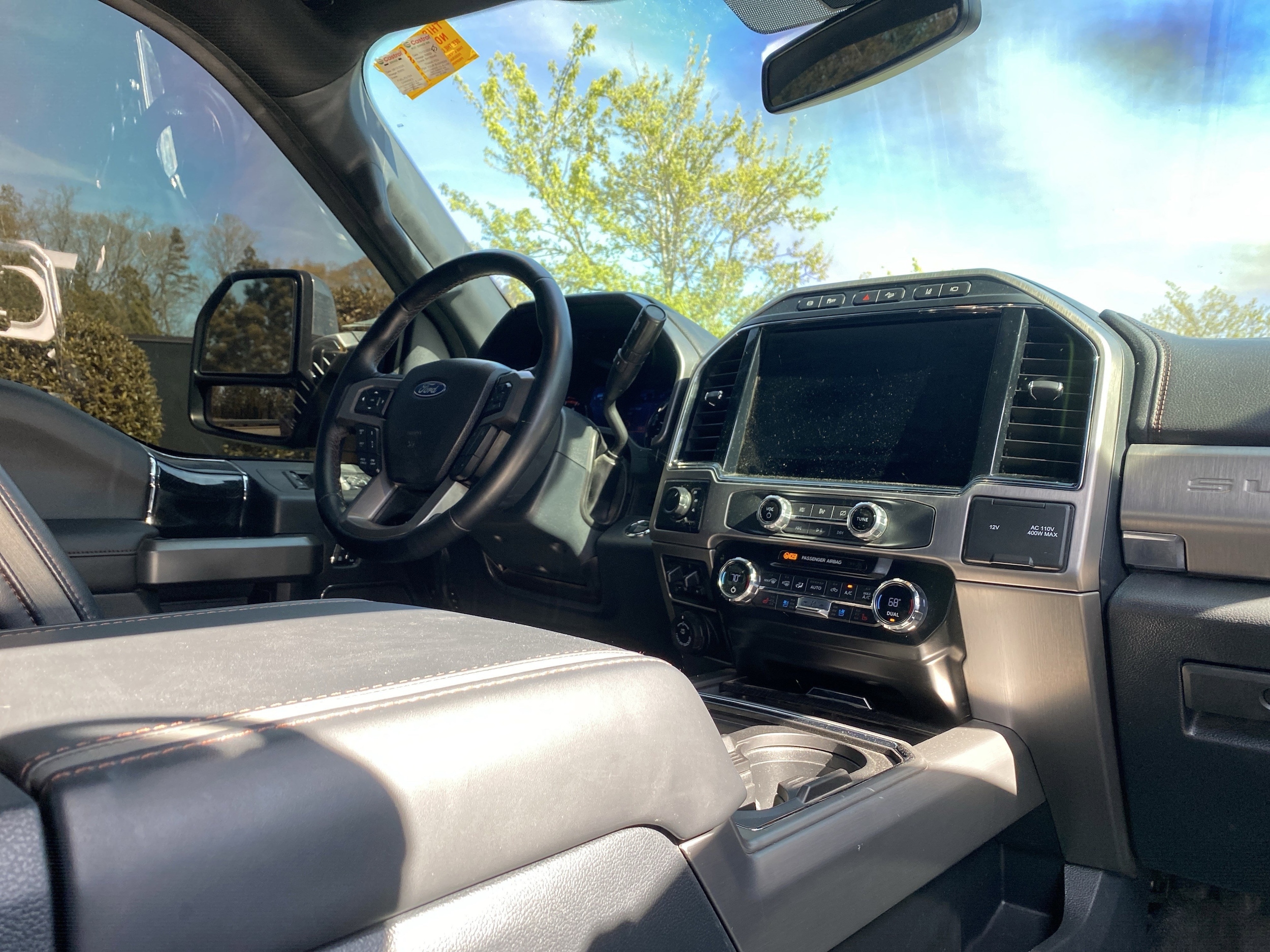 2022 Ford Super Duty F-450 DRW Platinum photo 5