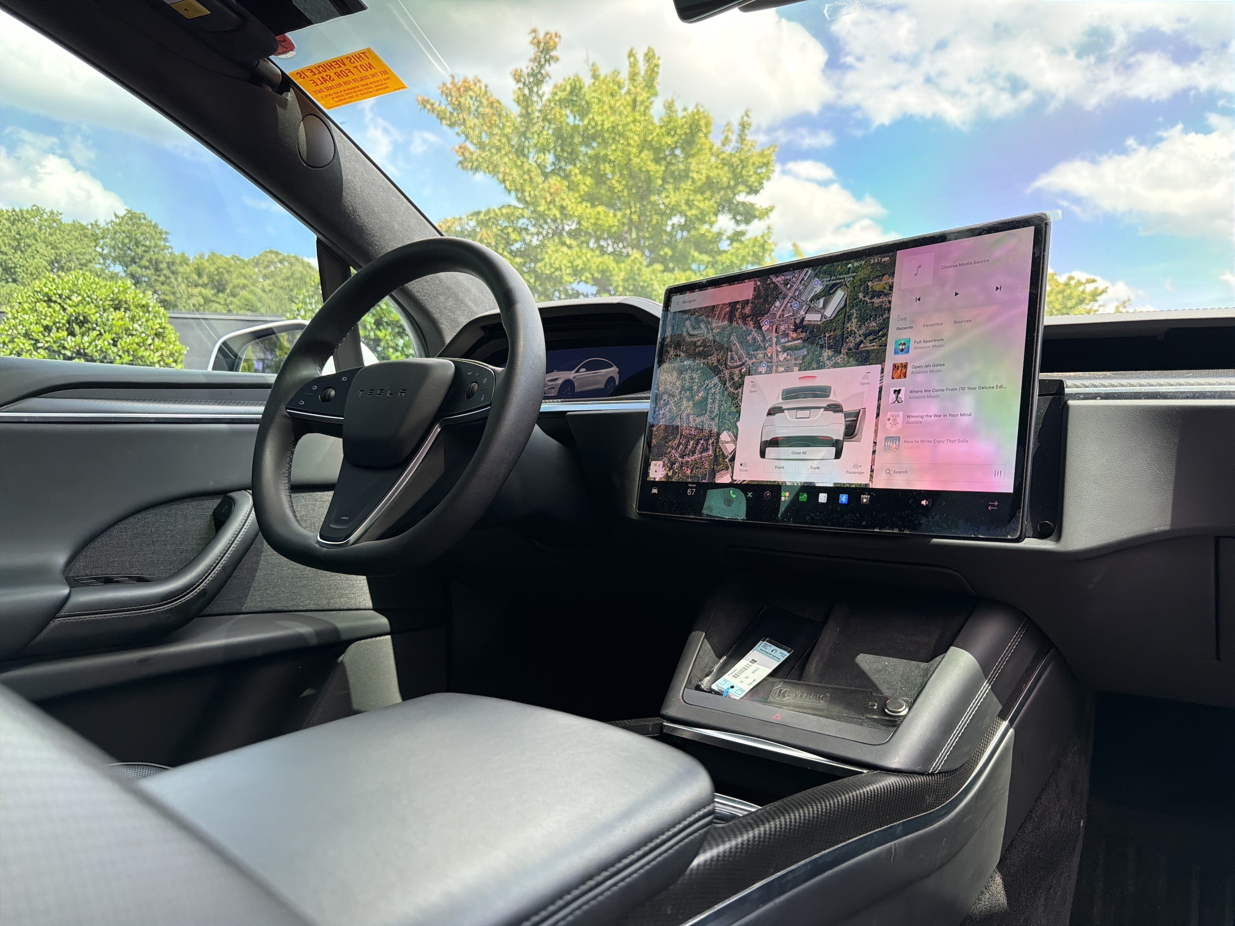 Tesla Model X Plaid