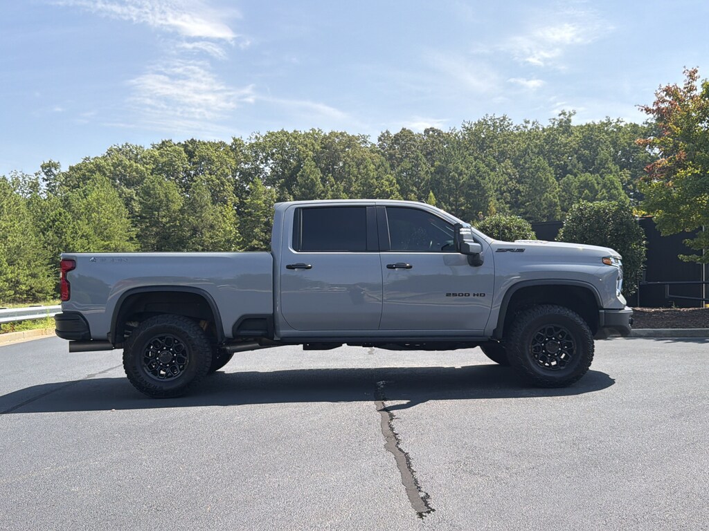 Used 2024 Chevrolet Silverado 2500HD ZR2 Pickup