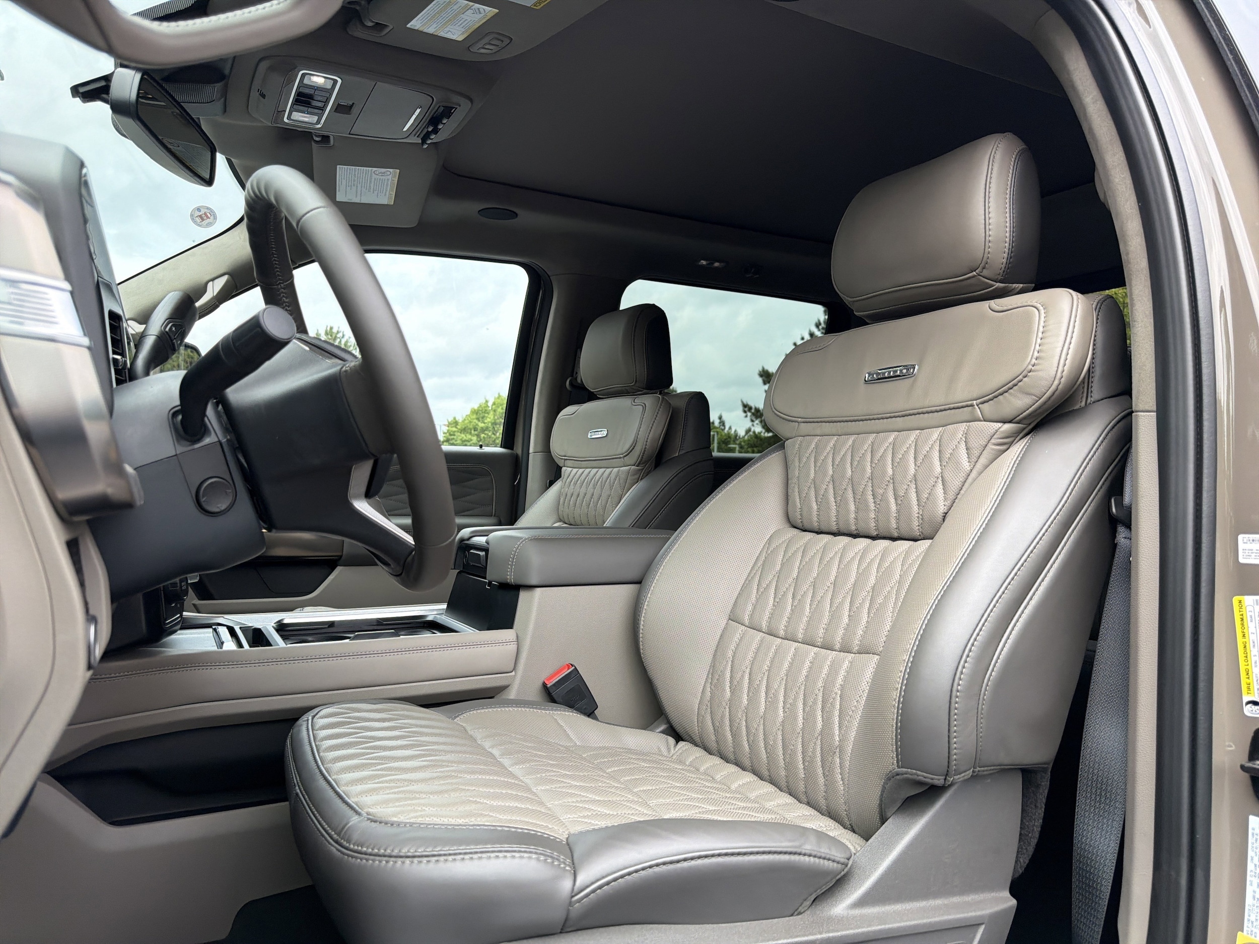 Ford Super Duty F-450 DRW Platinum