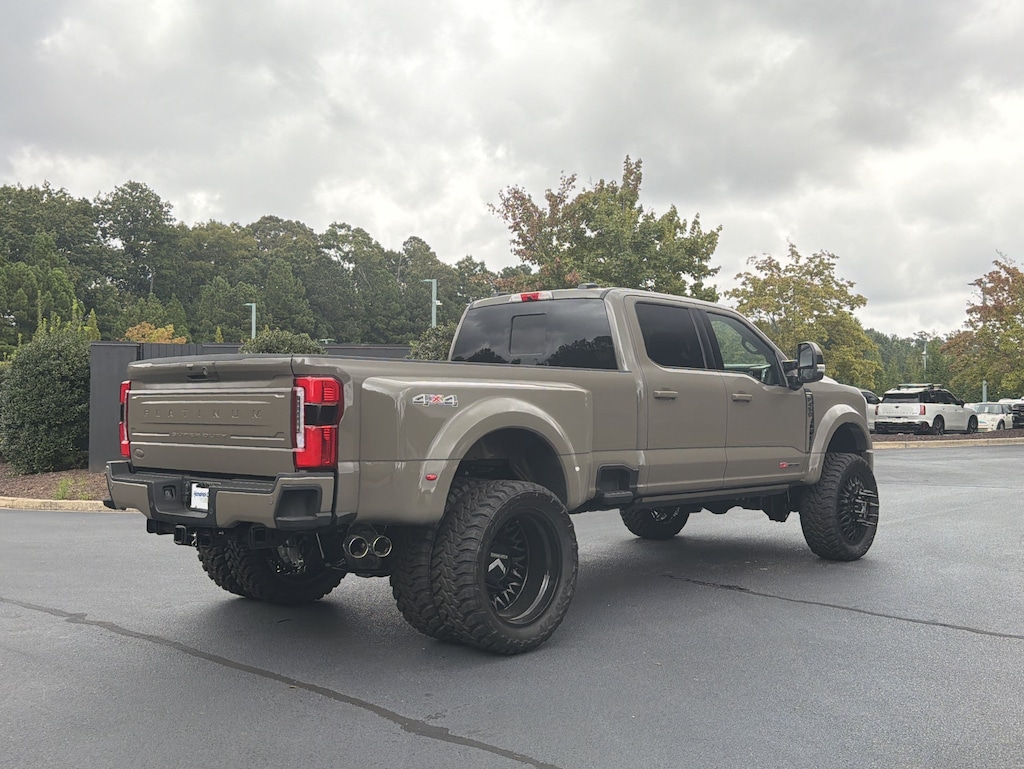 Used 2026 Ford Super Duty F-450 DRW Platinum Pickup