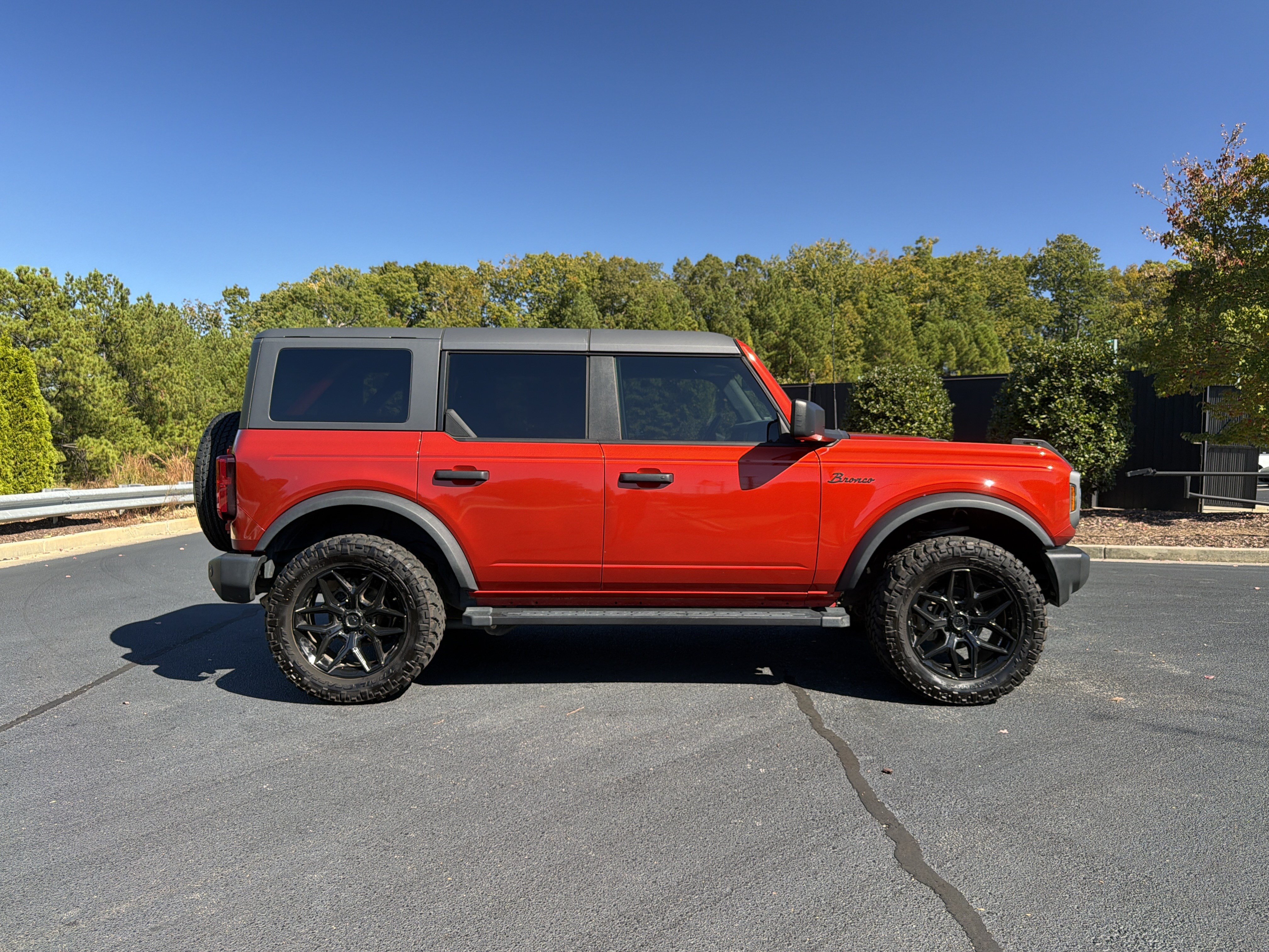 Used 2024 Ford Bronco Big Bend Convertible