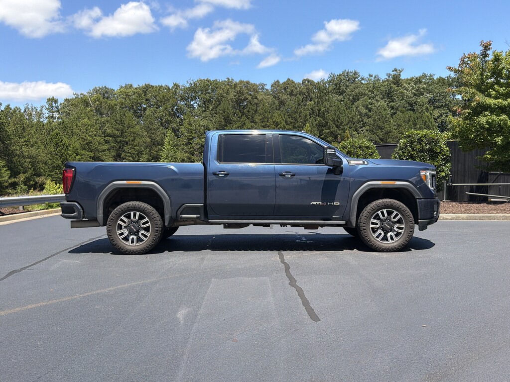 Used 2022 GMC Sierra 2500HD AT4 Pickup