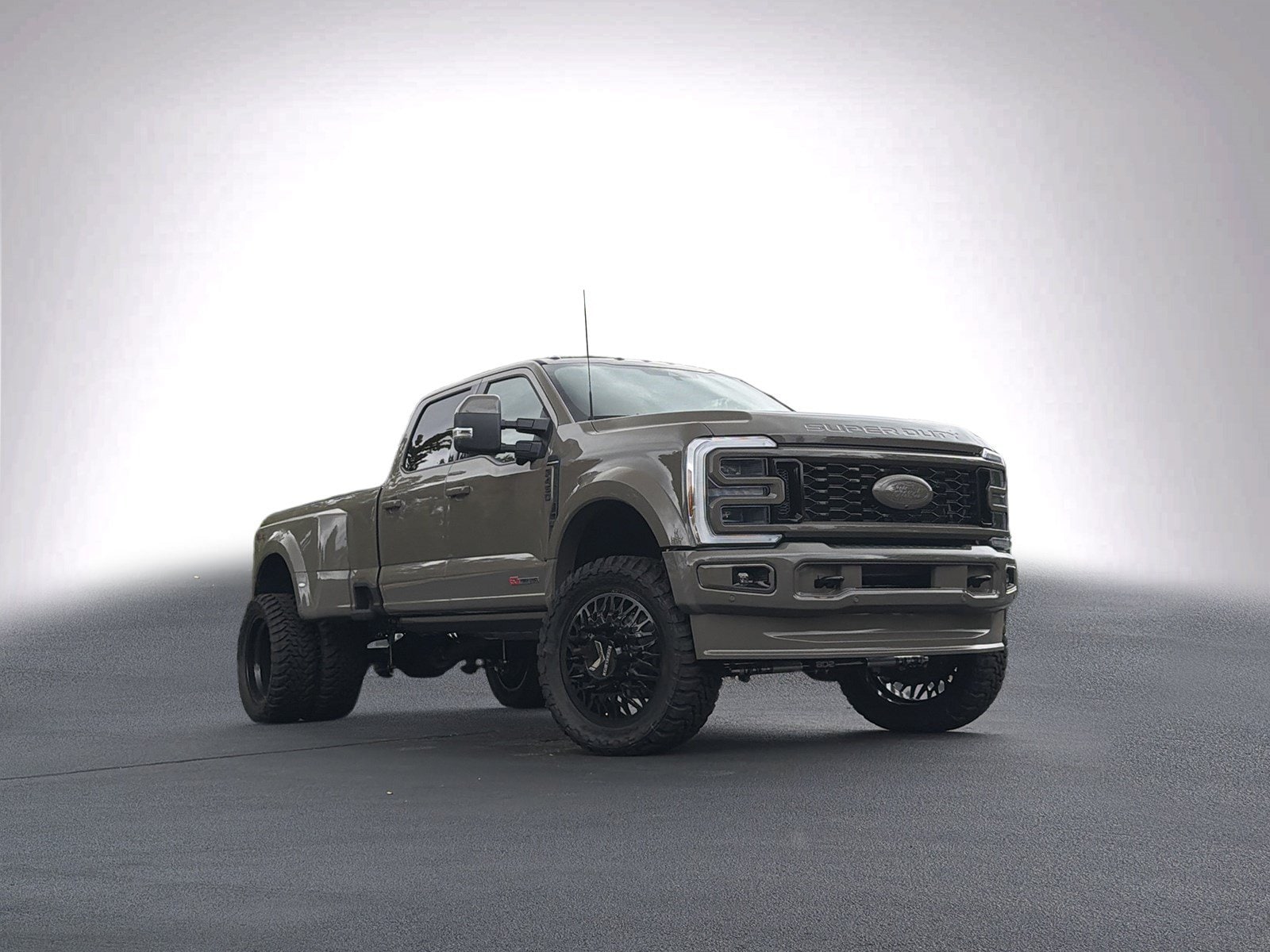 2026 Ford Super Duty F-450 DRW Platinum