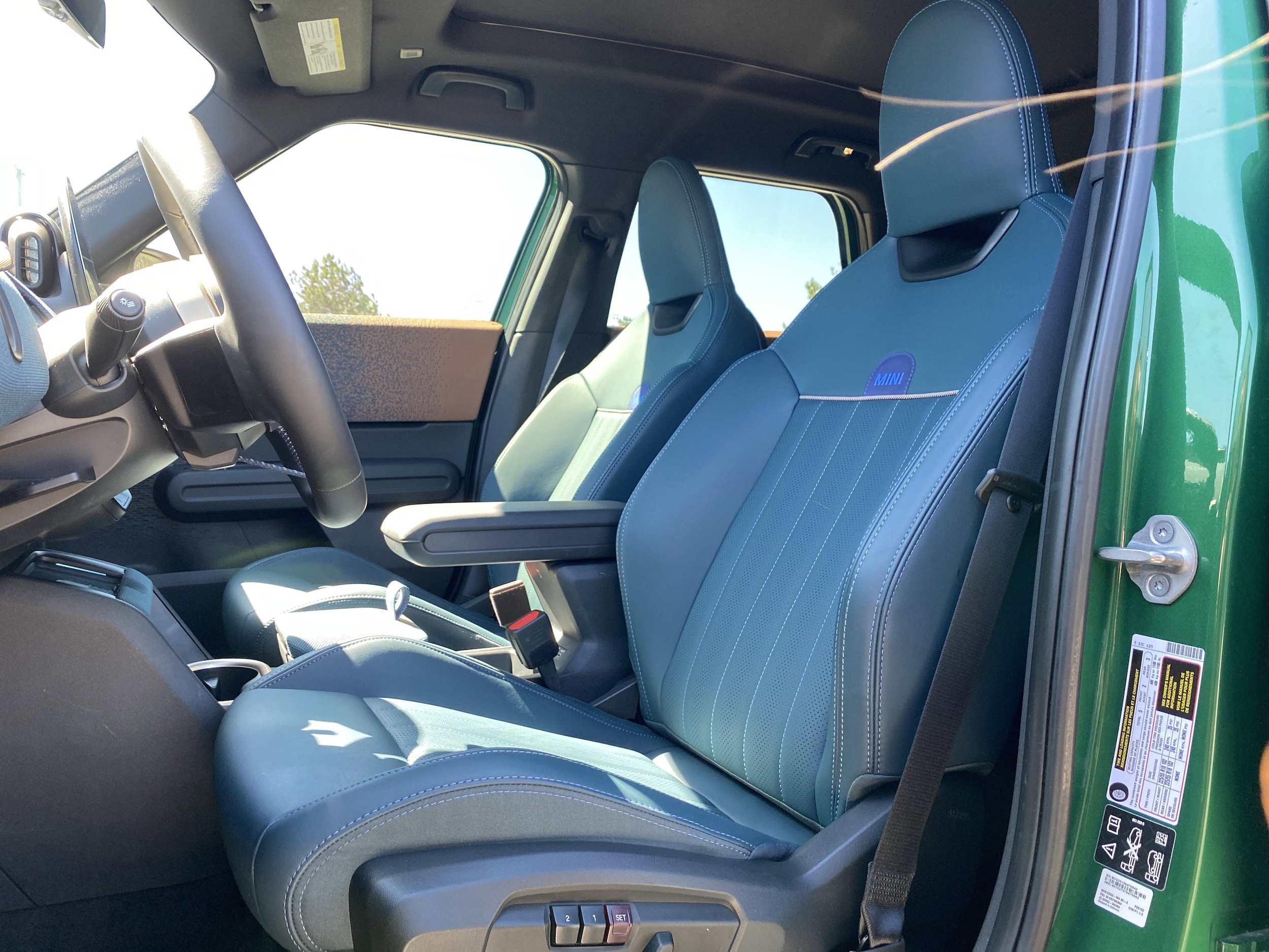 2025 MINI Countryman S photo 6