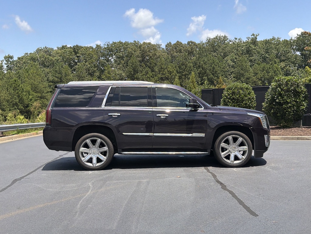 Used 2018 CADILLAC Escalade Luxury SUV