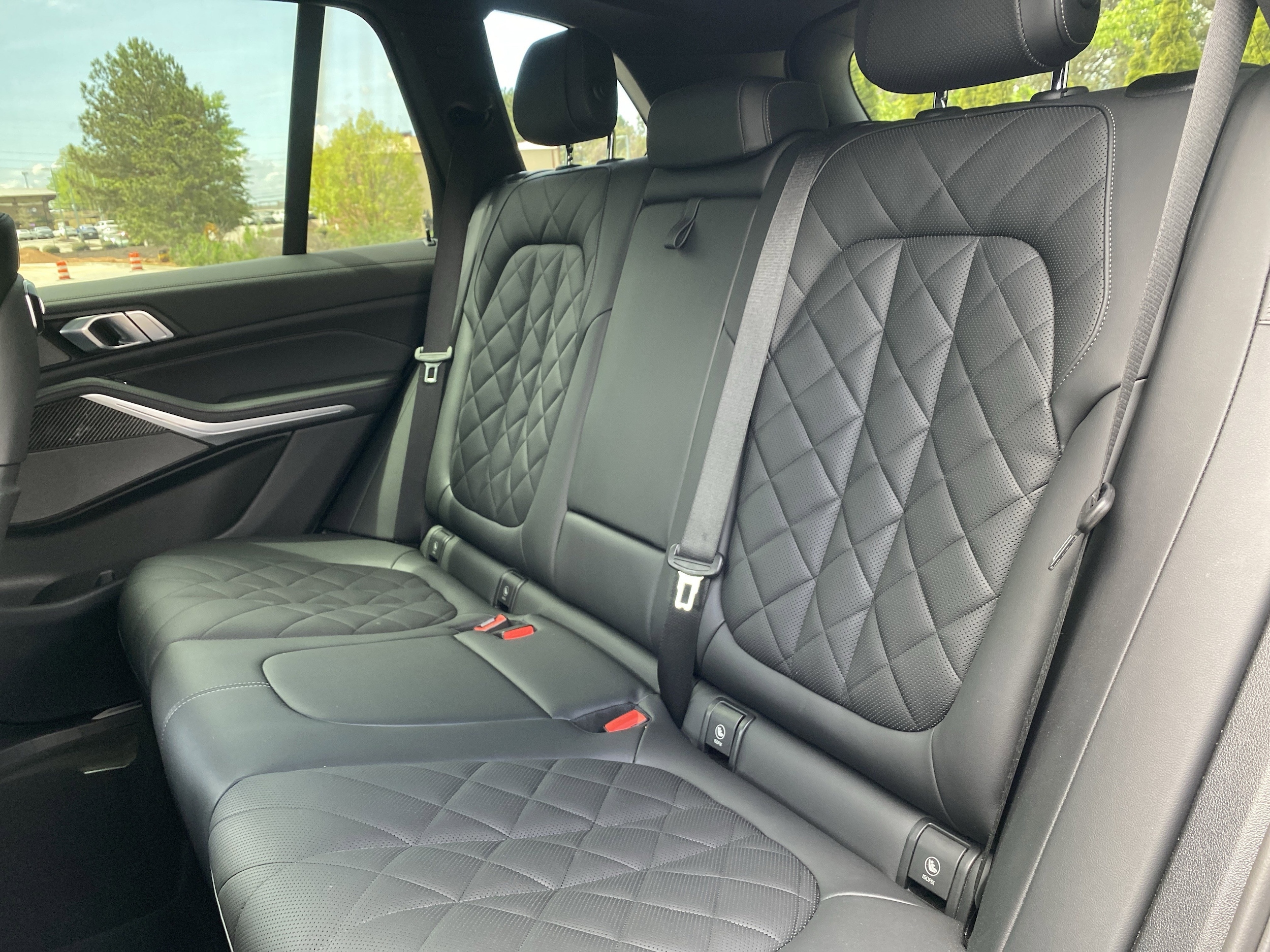 2026 BMW X5 M60i photo 3