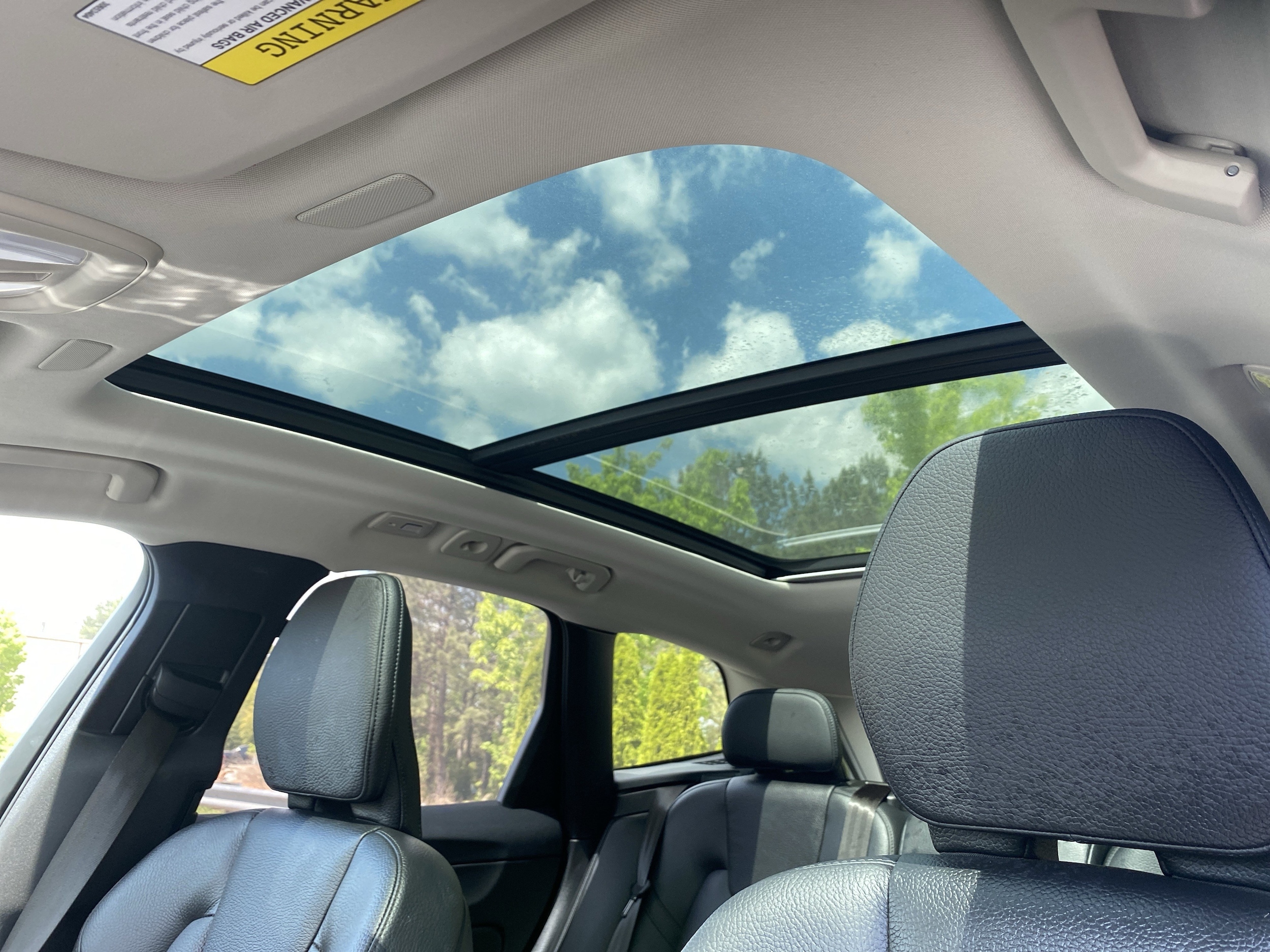 2025 Volvo XC60 Plus photo 3