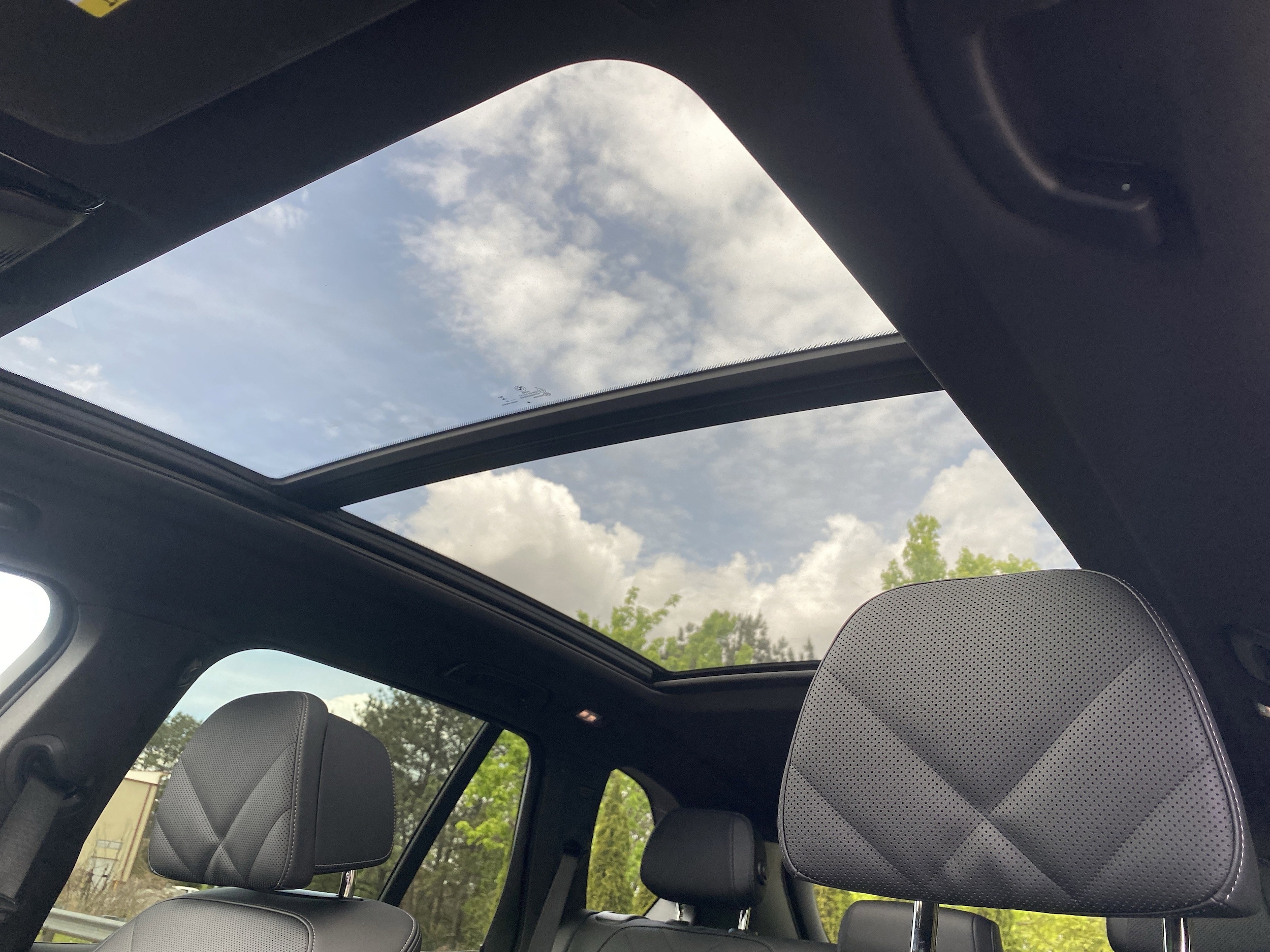 2026 BMW X5 M60i photo 6