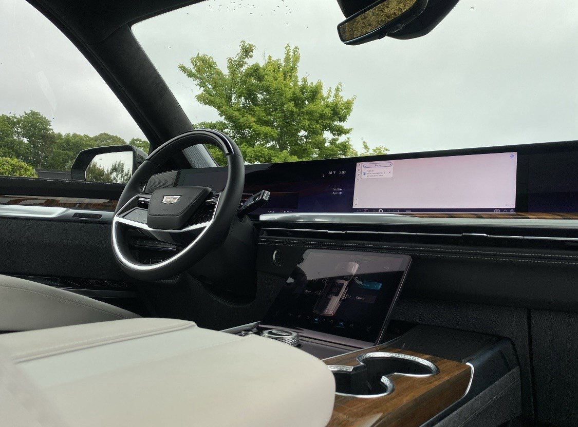 2026 CADILLAC Escalade 4WD Platinum Sport photo 4