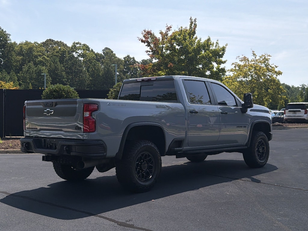 Used 2024 Chevrolet Silverado 2500HD ZR2 Pickup