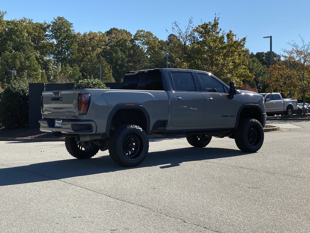 Used 2025 GMC Sierra 2500HD AT4 Pickup