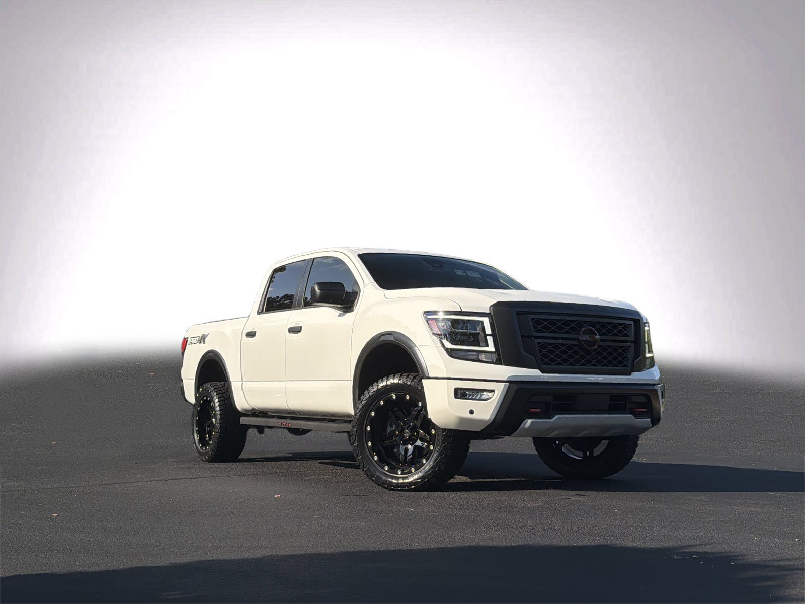 Used 2023 Nissan Titan PRO-4X Pickup