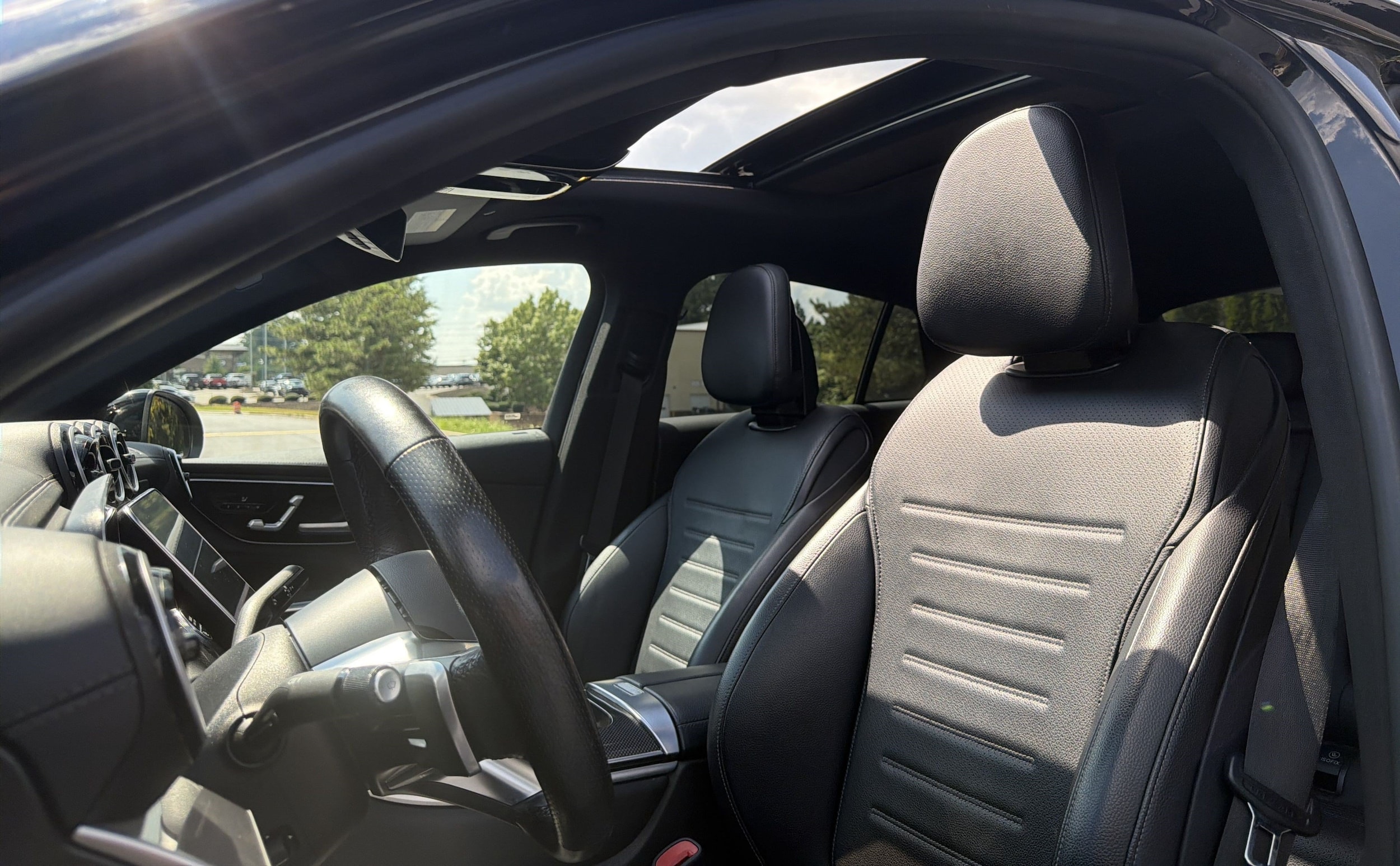 2024 Mercedes-Benz GLC 300