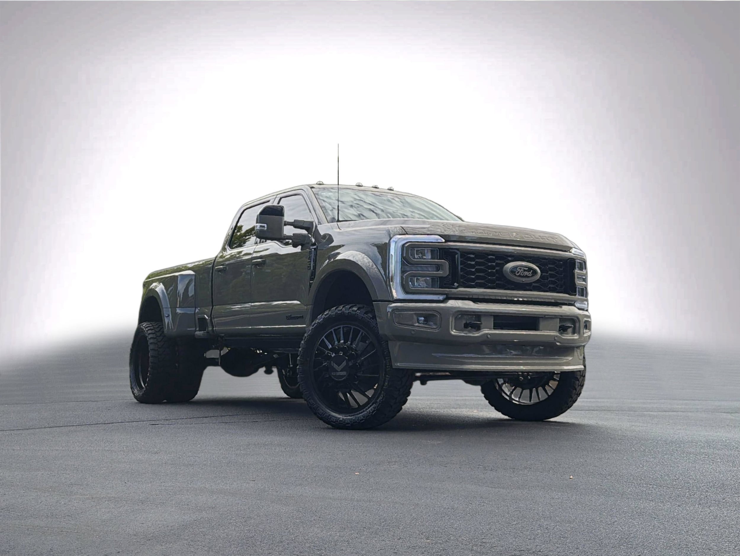 Ford Super Duty F-450 DRW King Ranch
