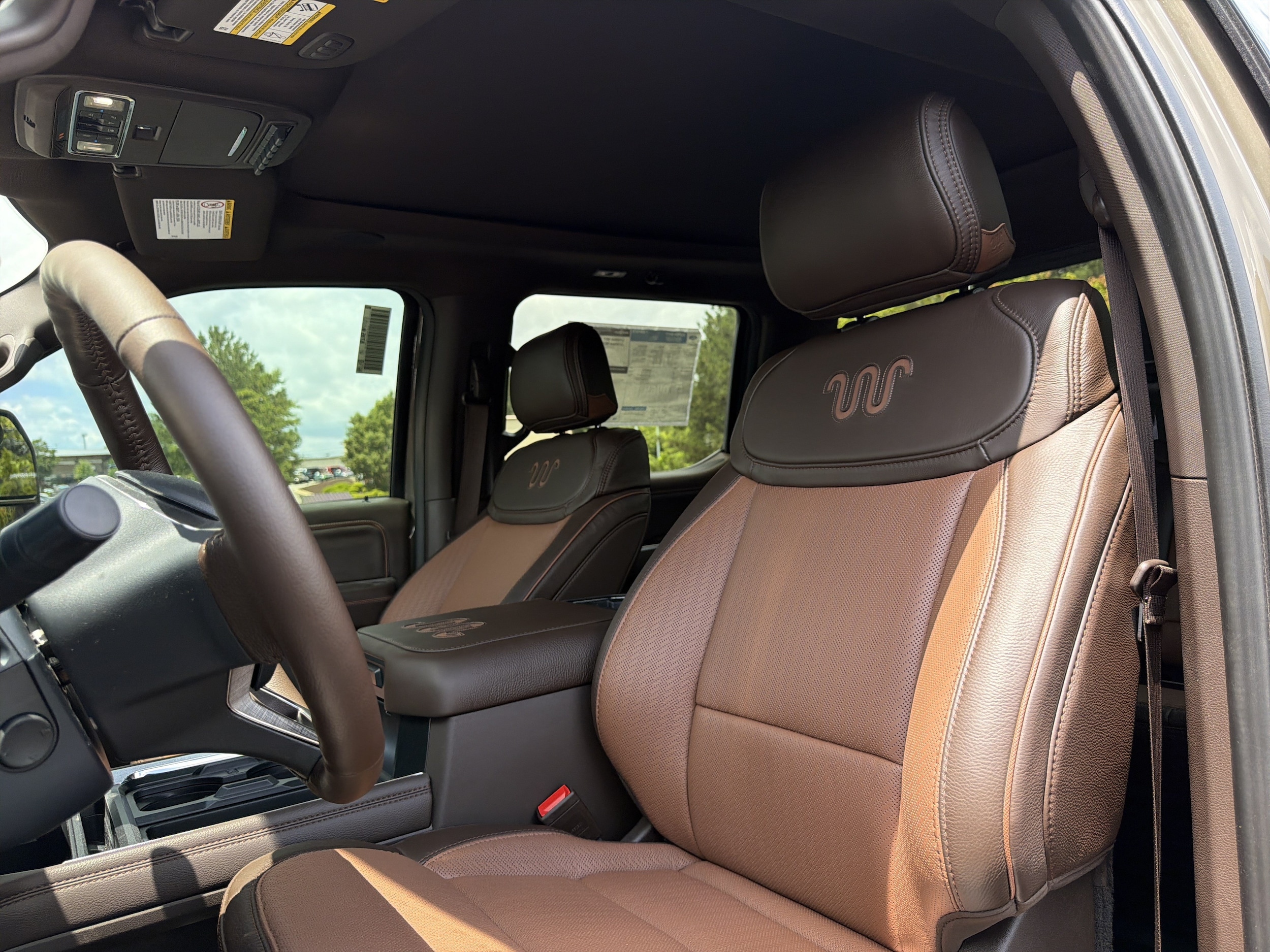 Ford Super Duty F-350 SRW King Ranch