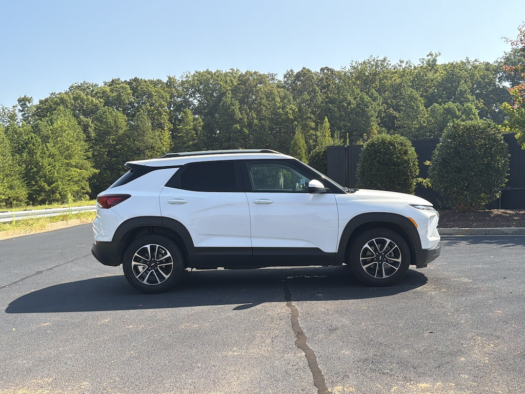 Used 2025 Chevrolet Trailblazer LT SUV