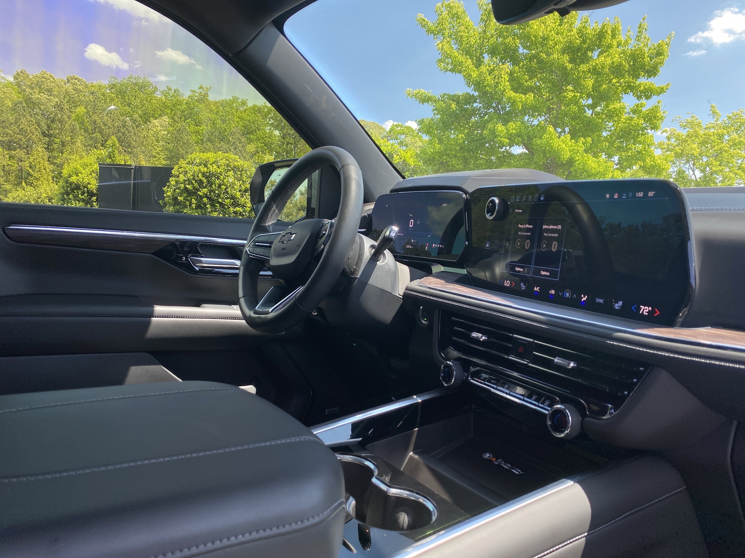 2025 Chevrolet Tahoe Z71 photo 4