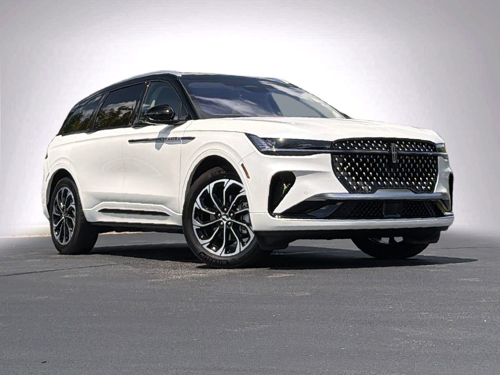 2025 Lincoln Nautilus Reserve