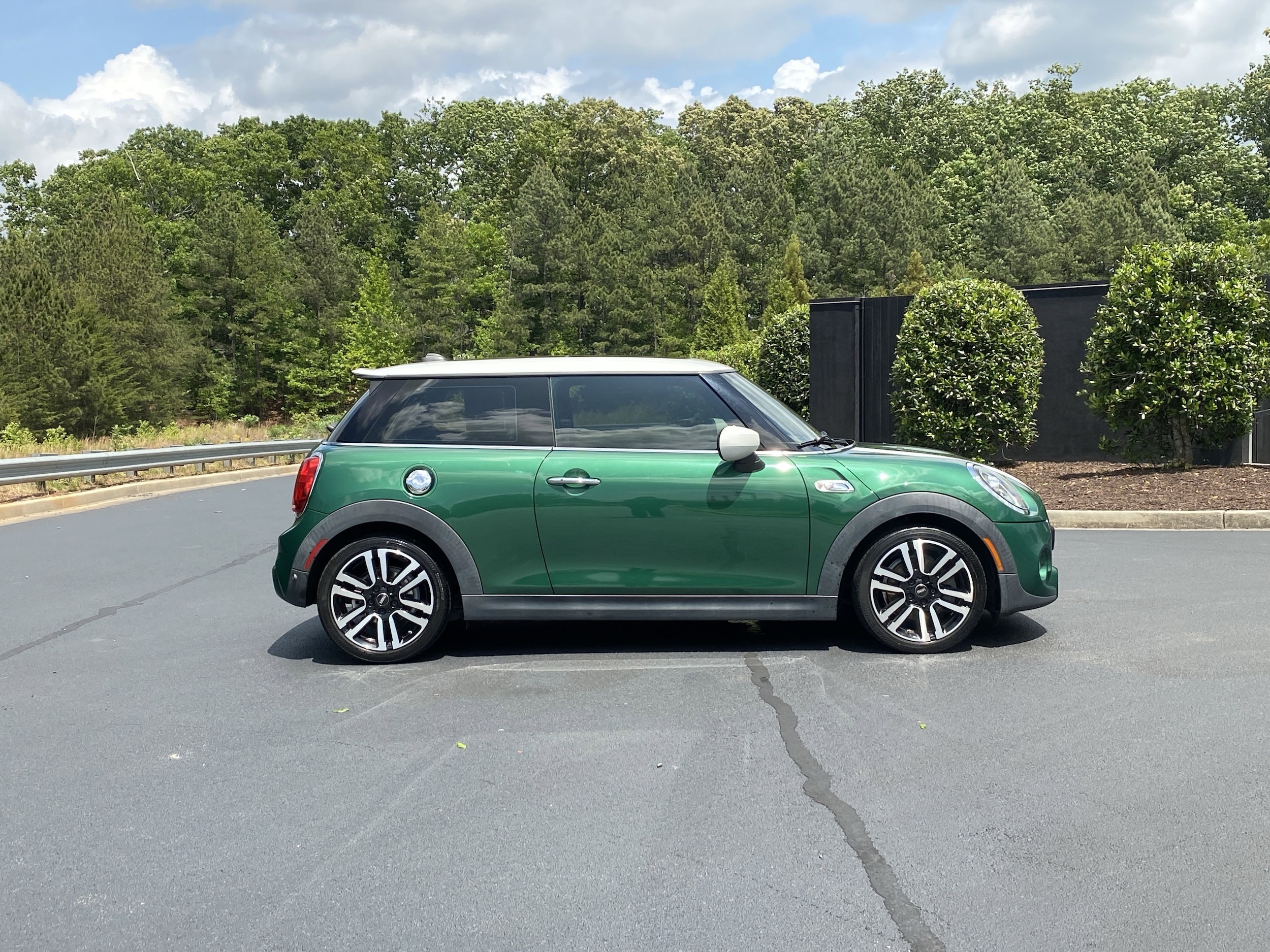 2021 MINI Hardtop 2 Door Cooper S photo 4