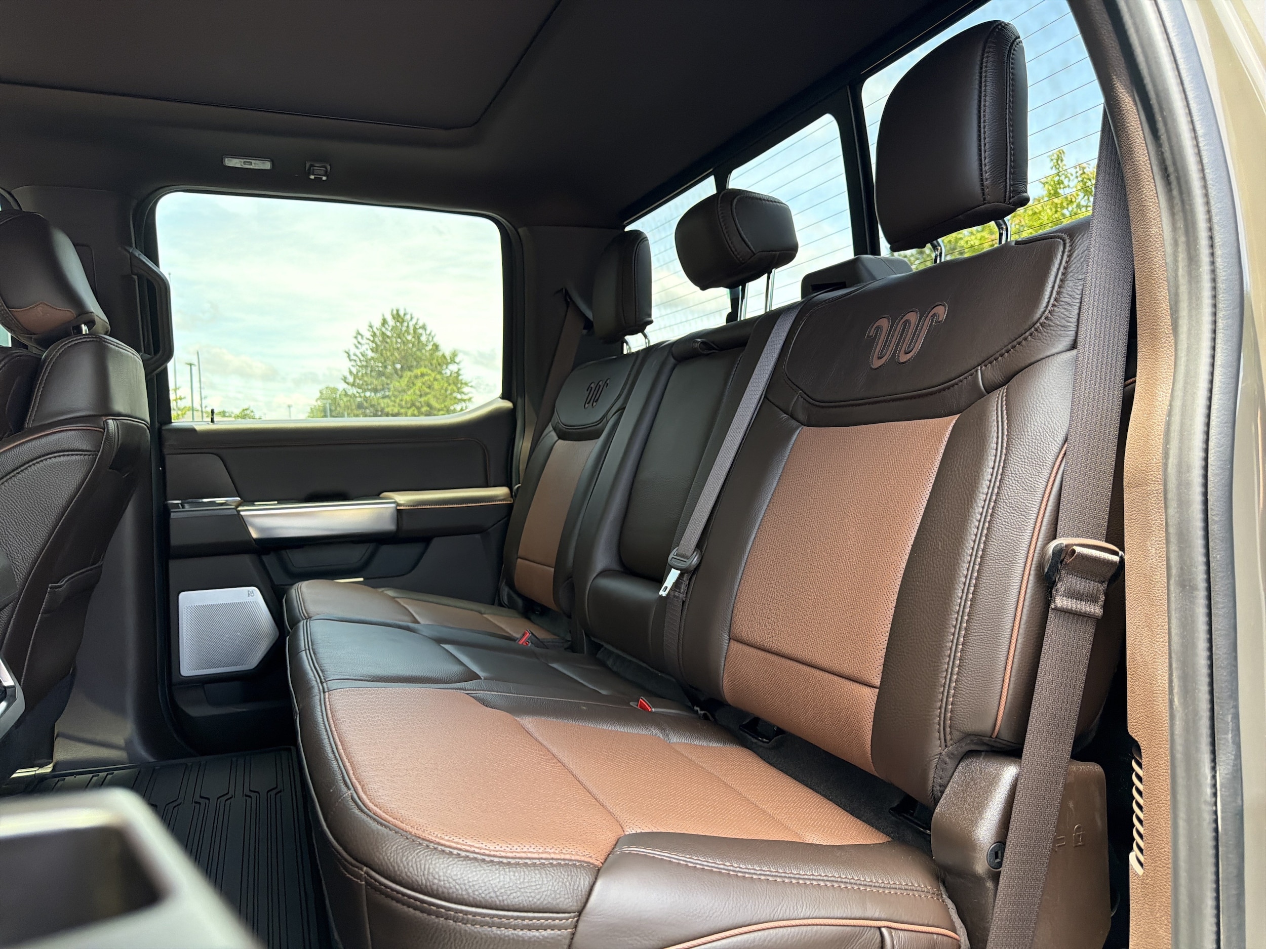 Ford Super Duty F-450 DRW King Ranch