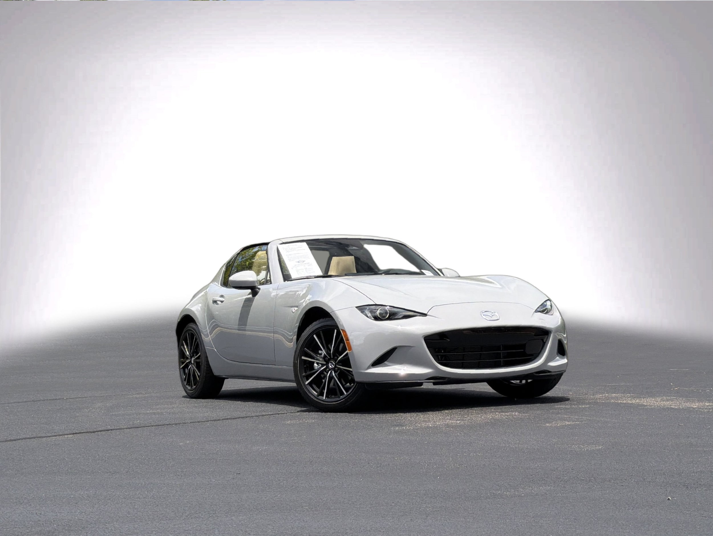 Mazda MX-5 Miata RF Grand Touring