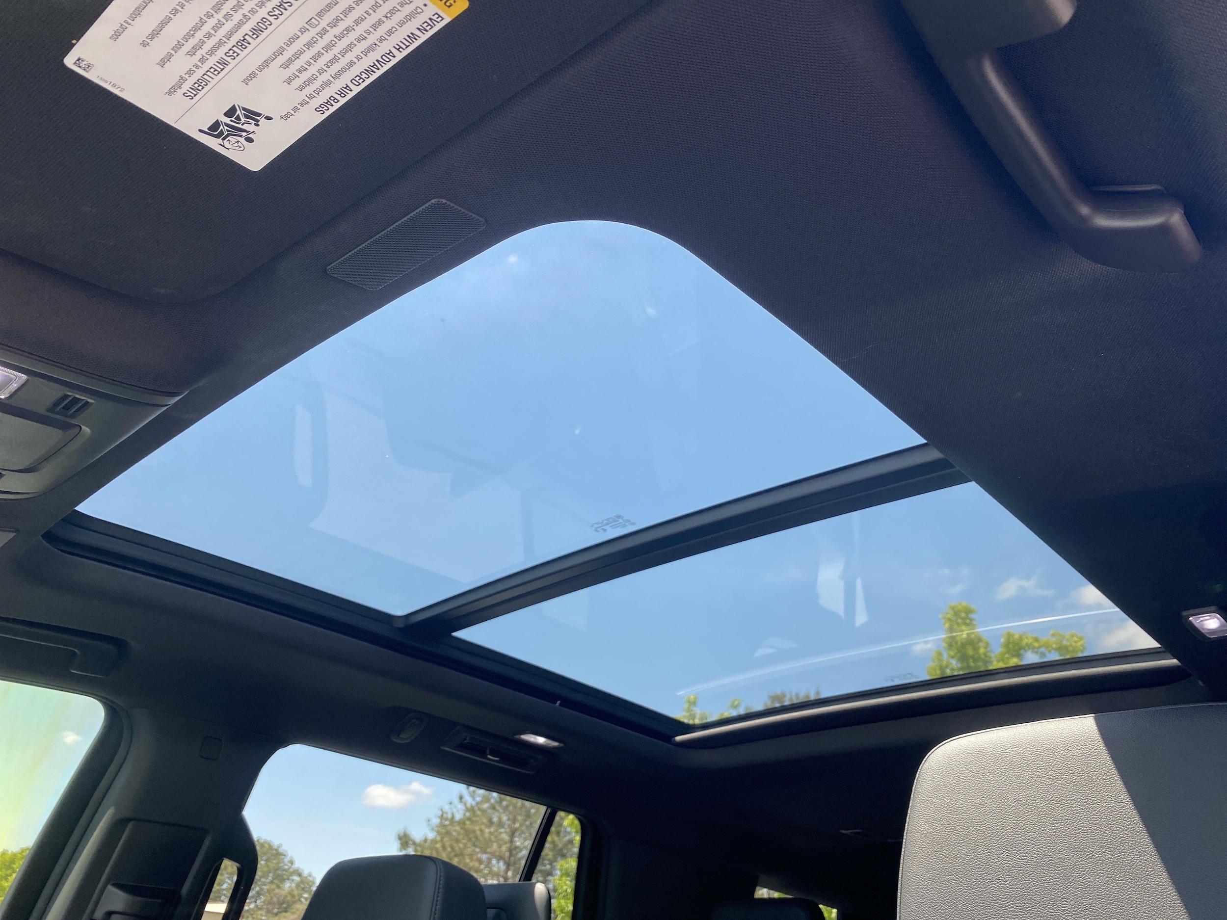 2025 Chevrolet Tahoe Z71 photo 6