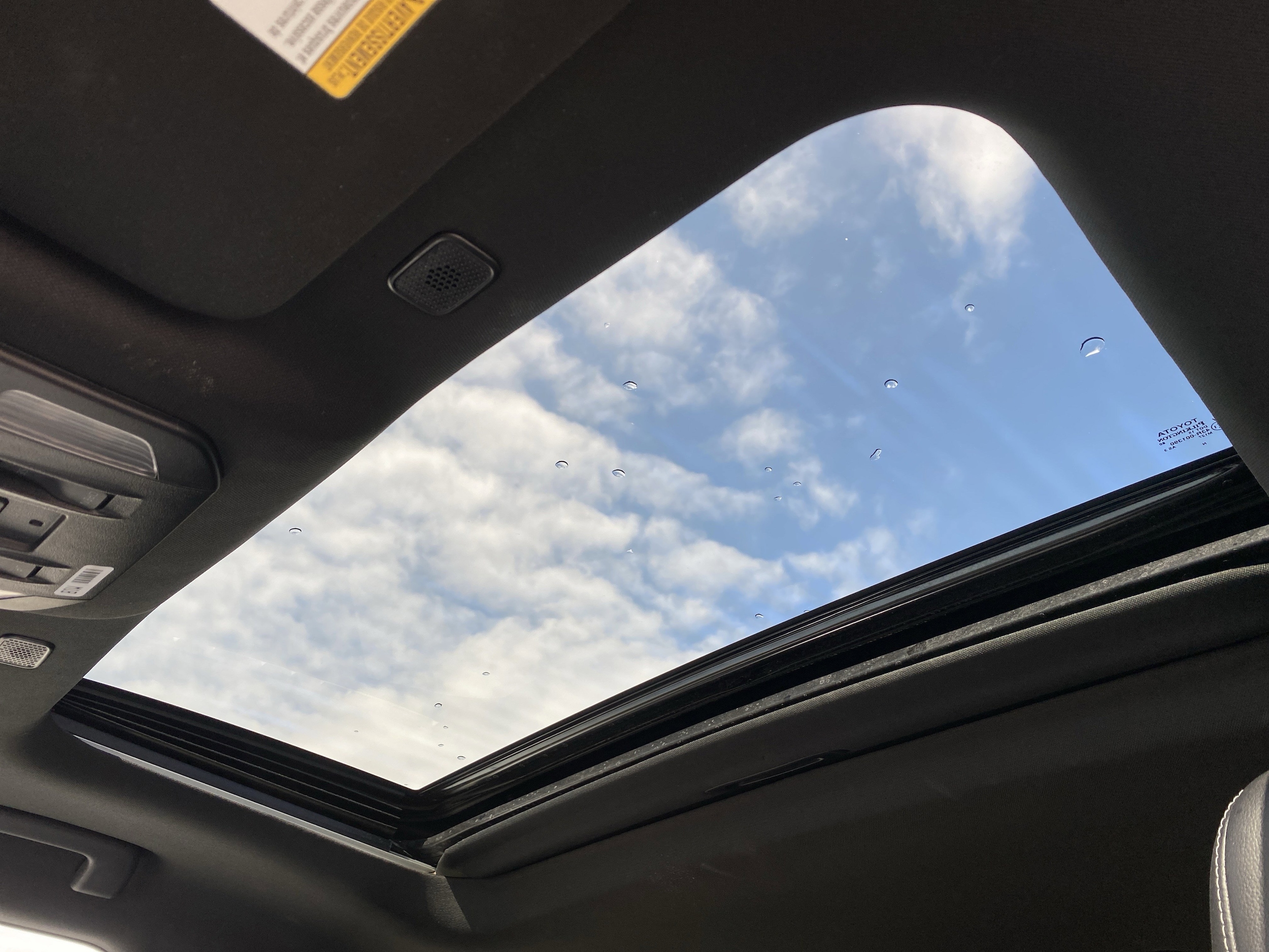 2024 Toyota Highlander XSE photo 6