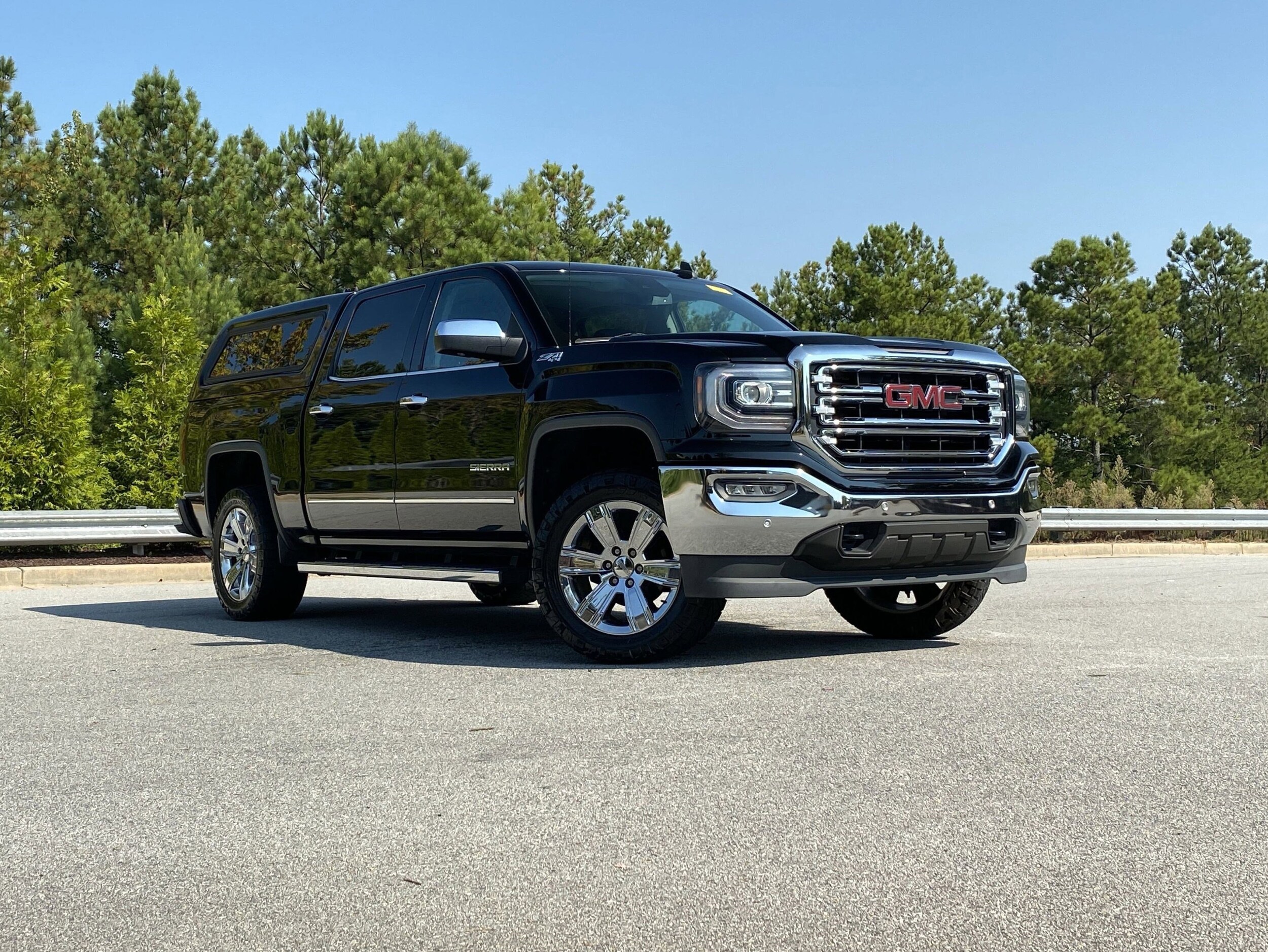 2017 Gmc Sierra SLT photo 2