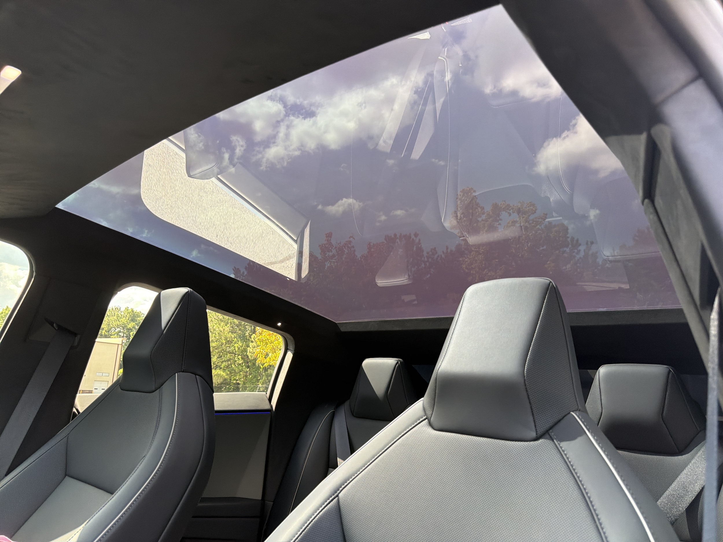 2024 Tesla Cybertruck Cyberbeast