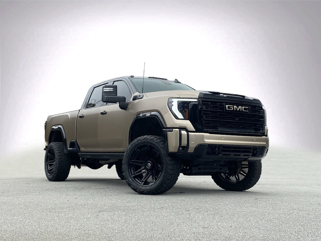 Used 2024 GMC Sierra 2500HD AT4X Pickup