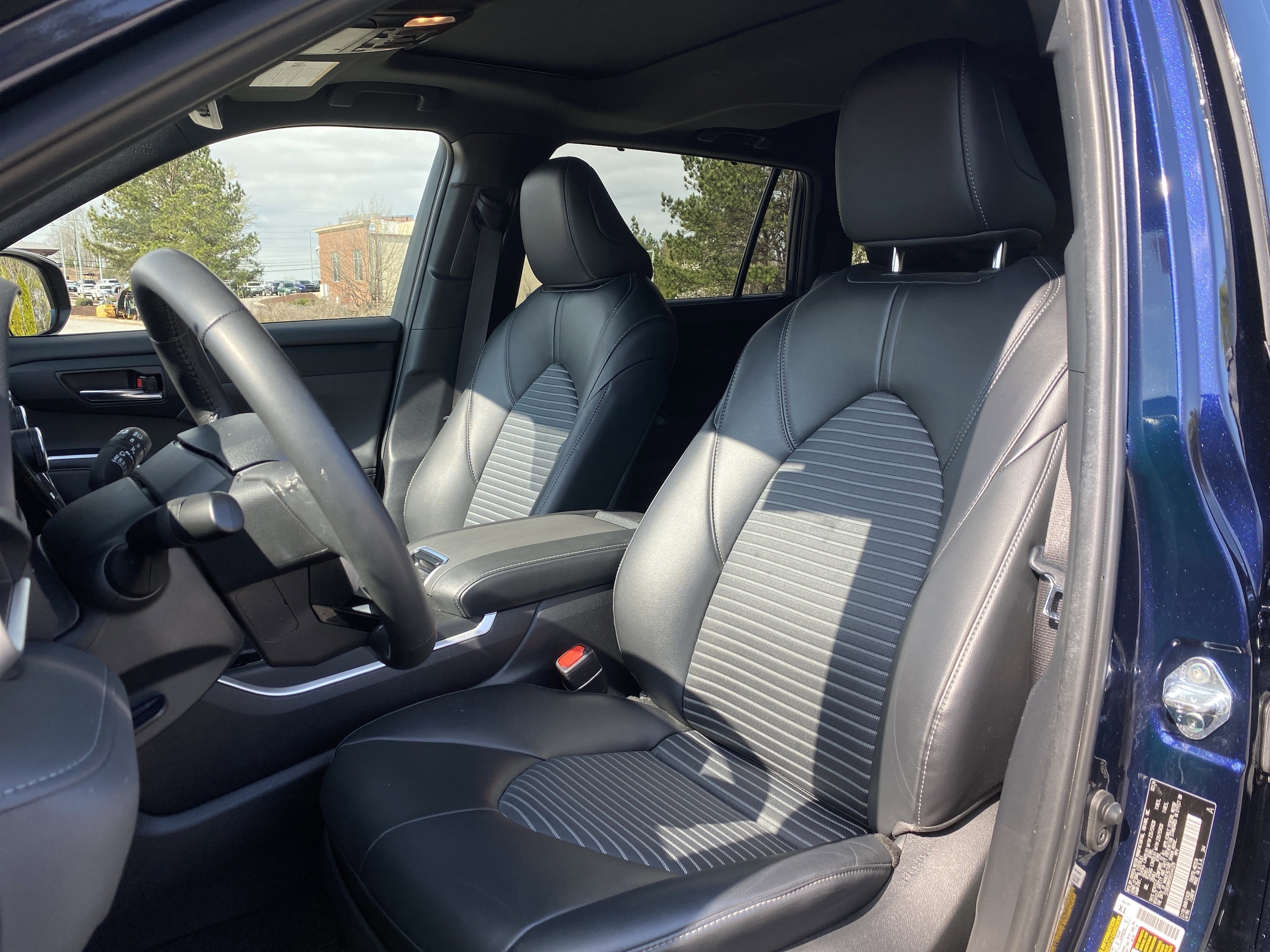 2024 Toyota Highlander XSE photo 5